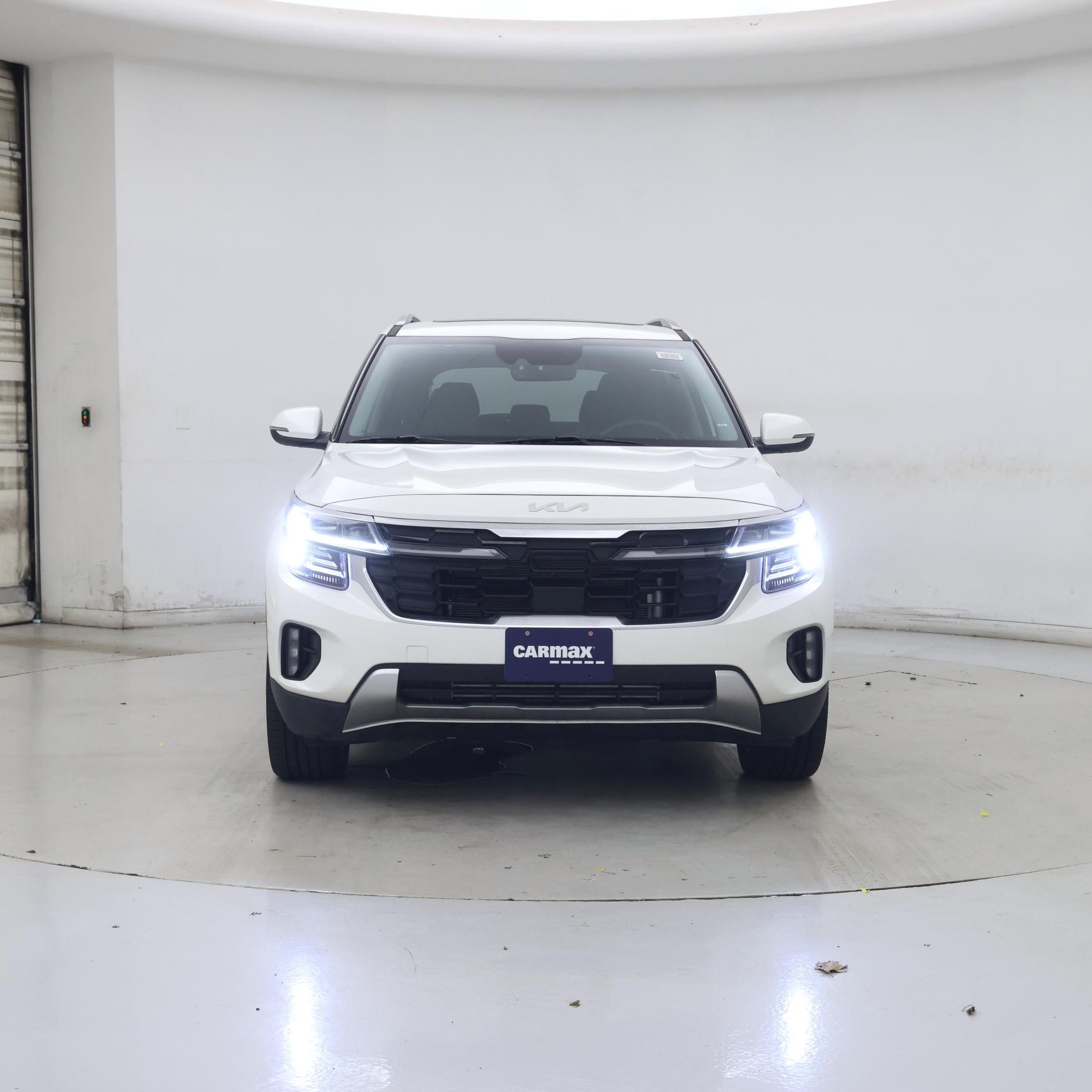 Thumbnail: 2024 Kia Seltos - 5