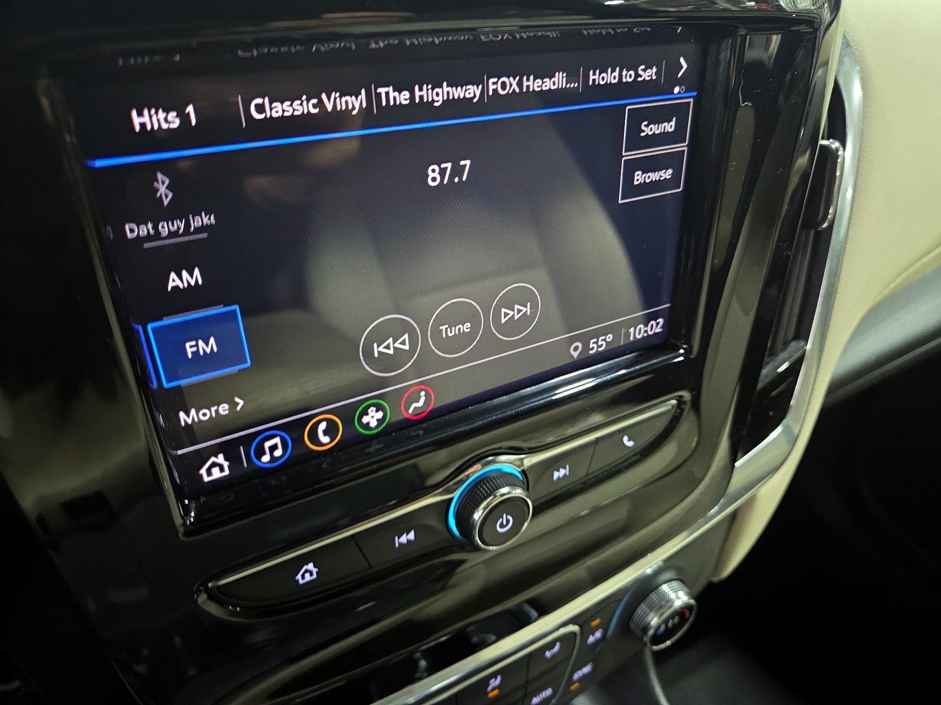 Thumbnail: 2023 Chevrolet Traverse - 15