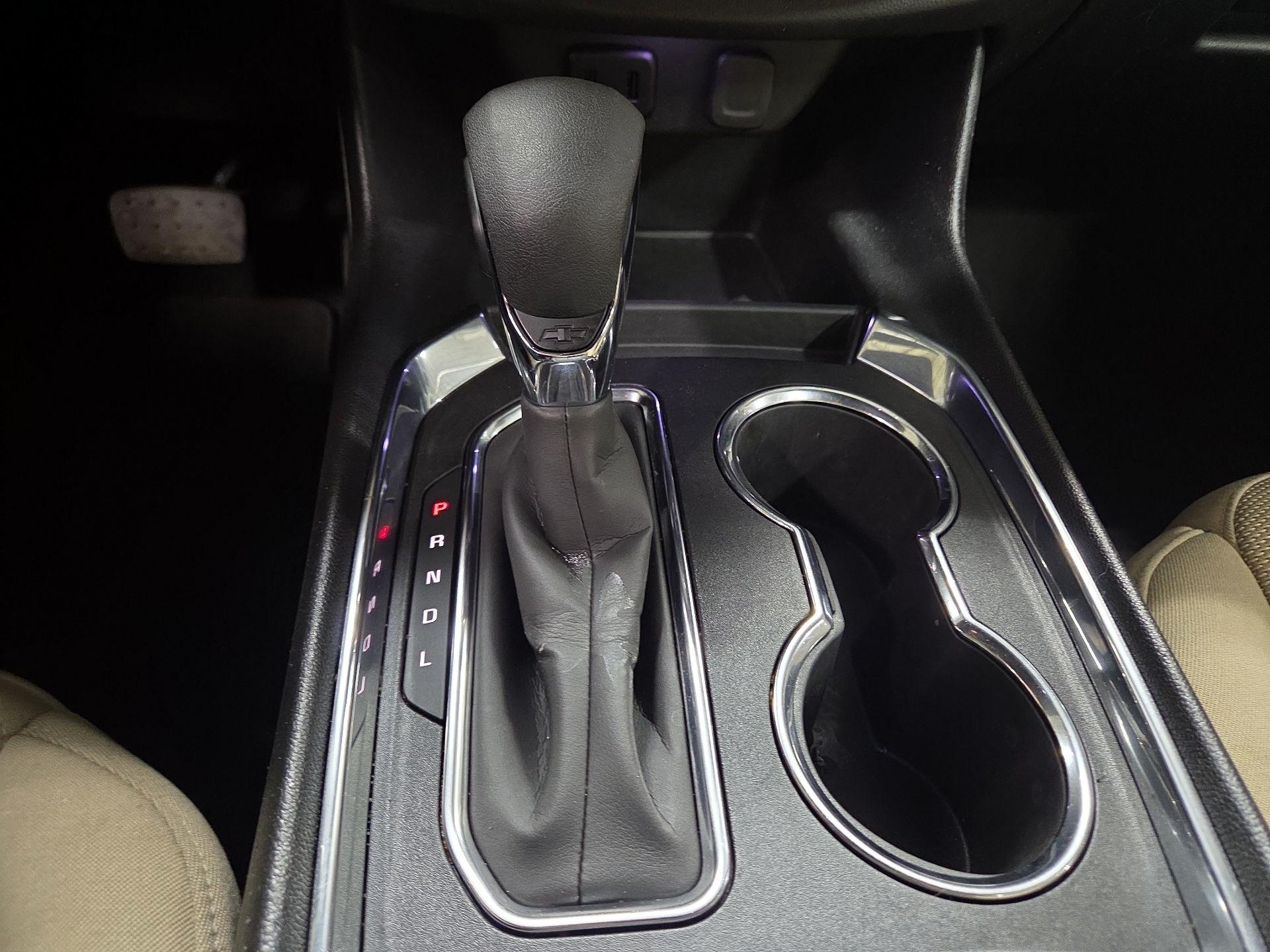 Thumbnail: 2023 Chevrolet Traverse - 17