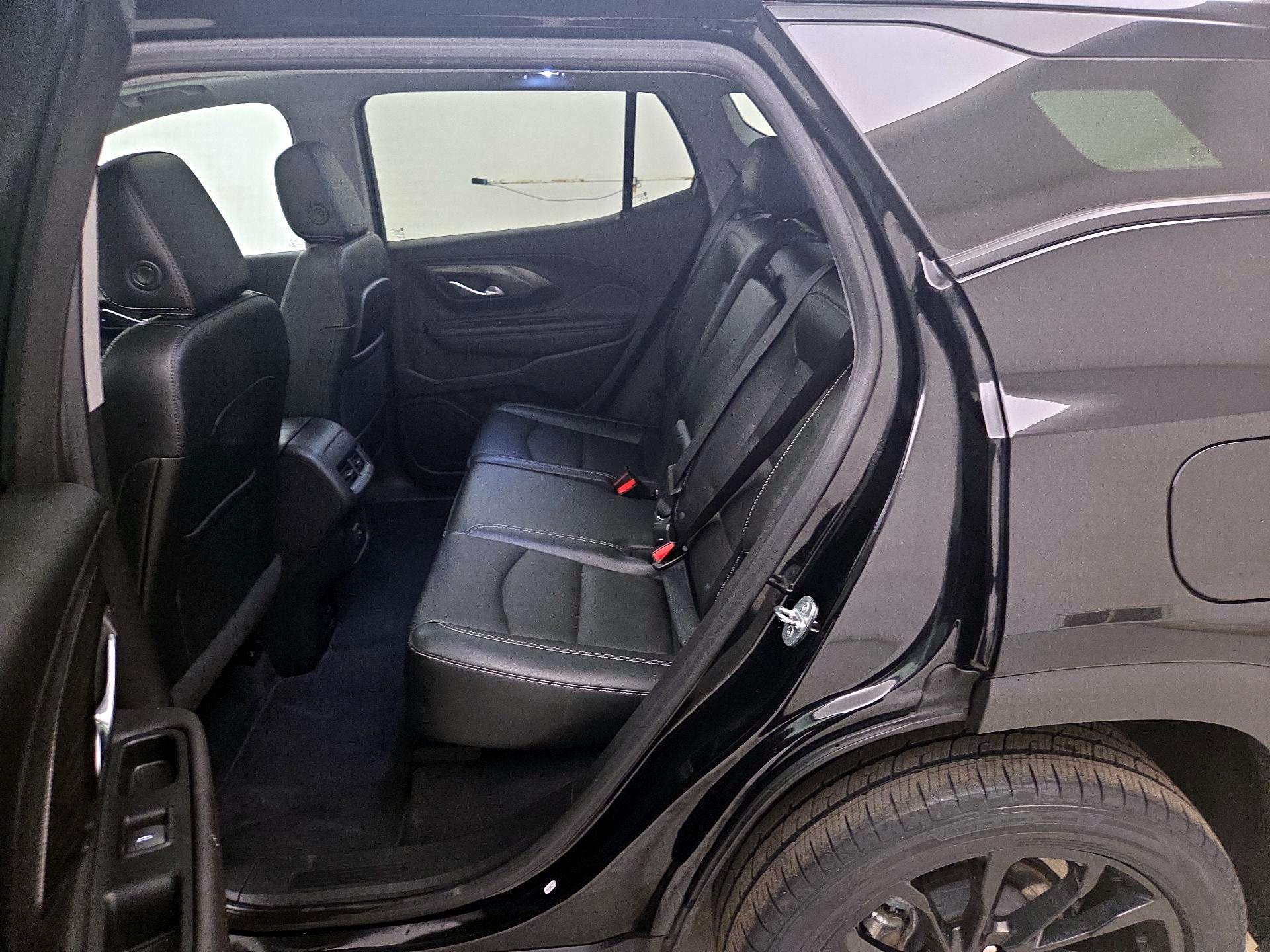 Thumbnail: 2023 GMC Terrain - 20