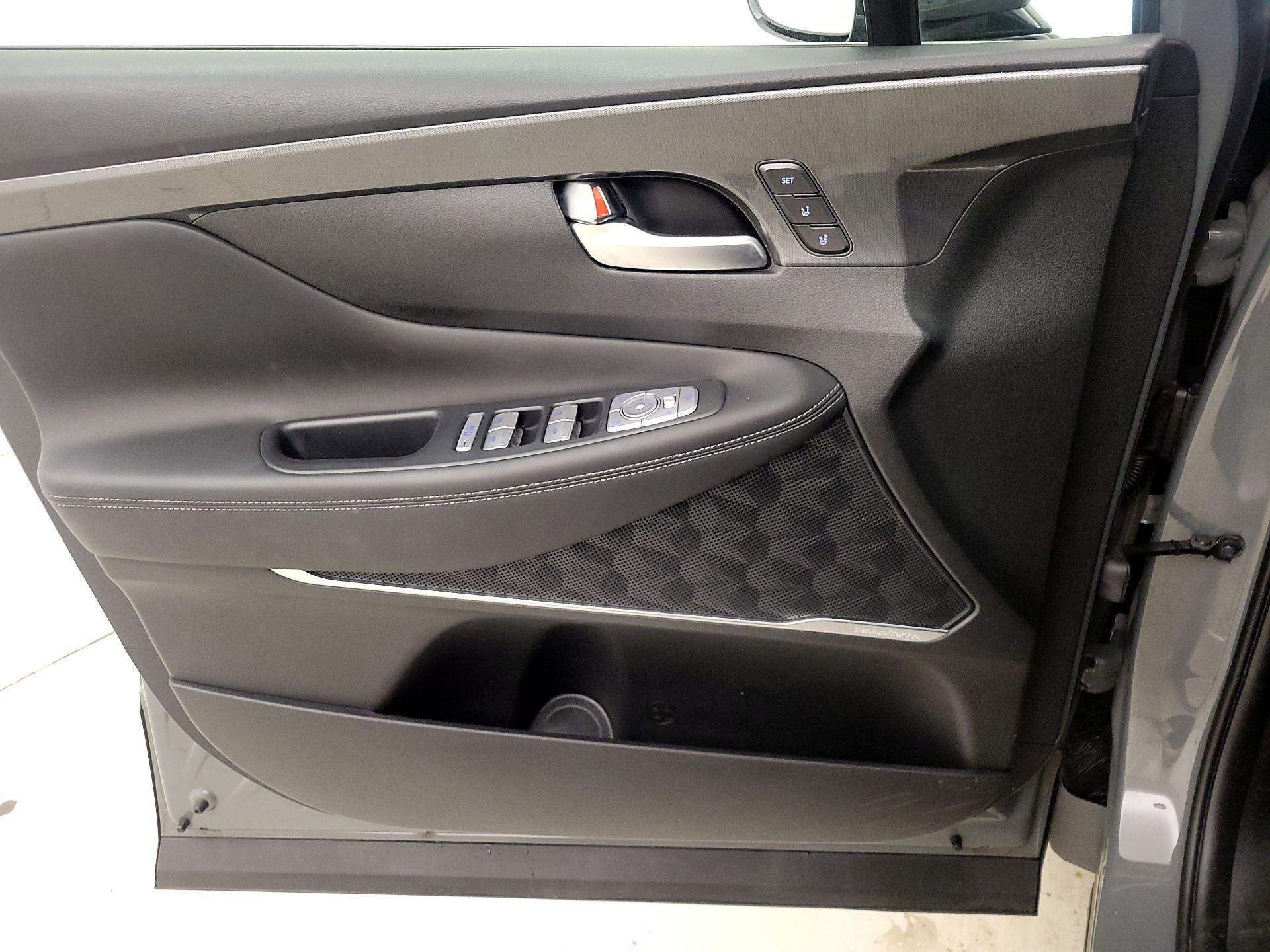 Thumbnail: 2023 Hyundai Santa Fe - 12