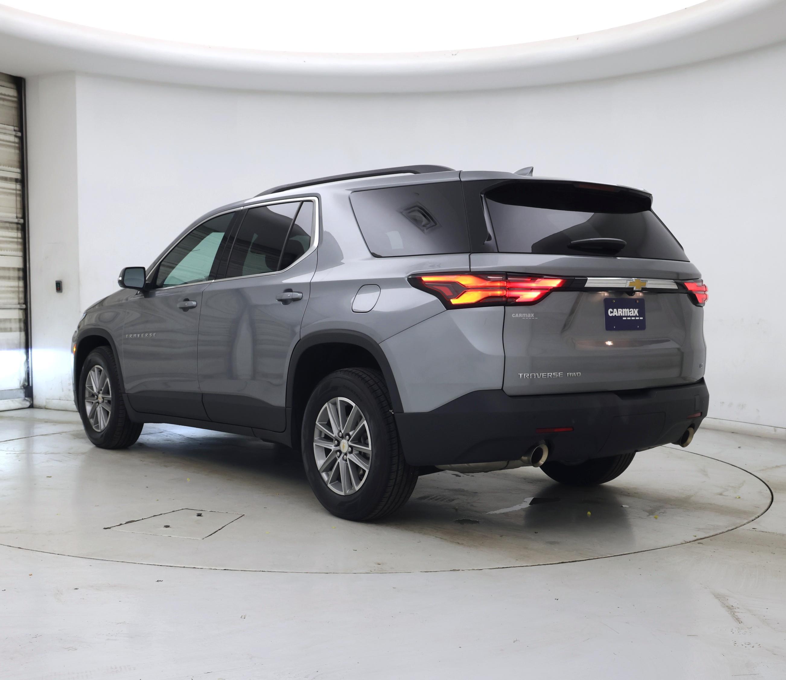 Thumbnail: 2023 Chevrolet Traverse - 2