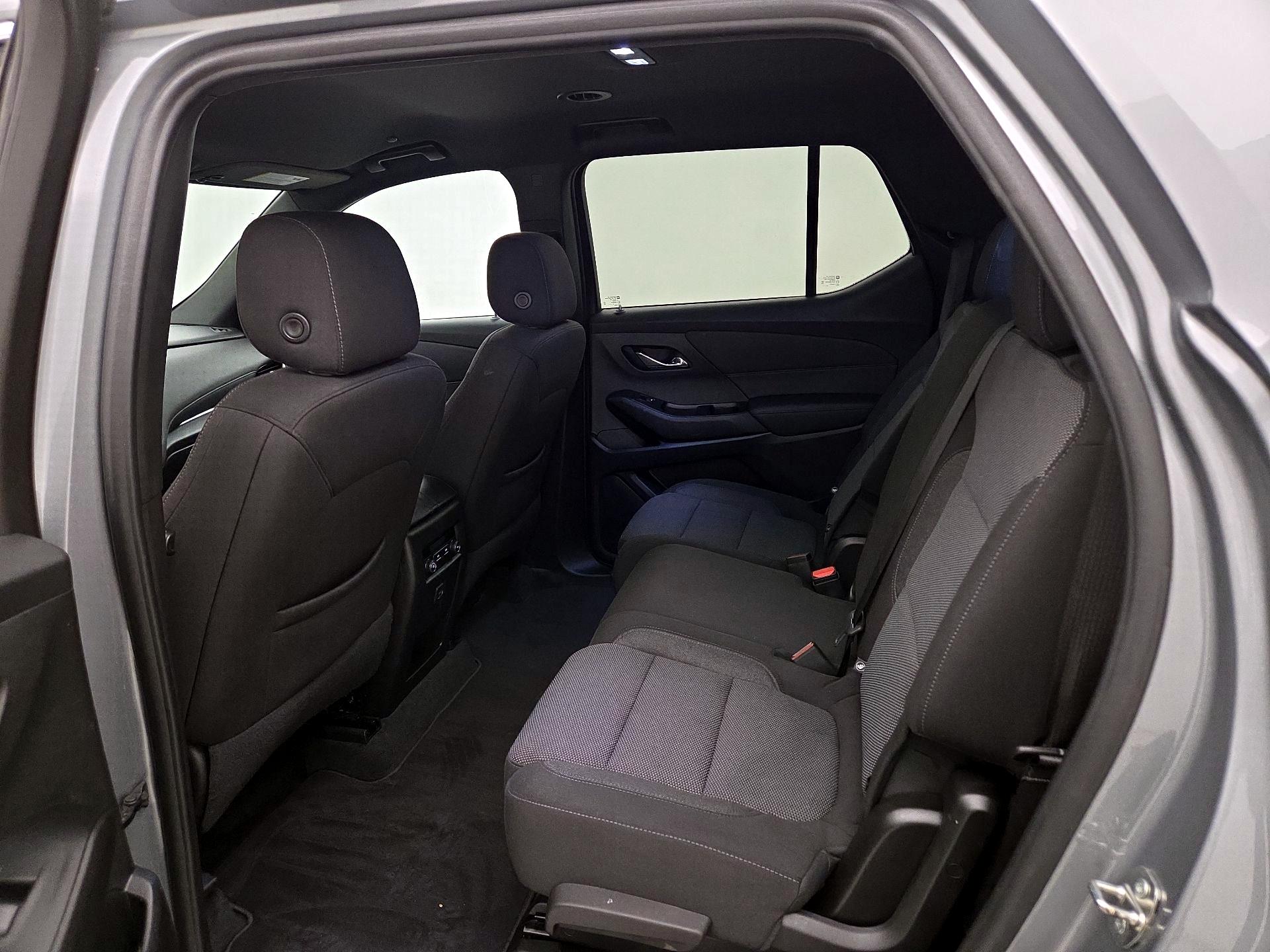 Thumbnail: 2023 Chevrolet Traverse - 19