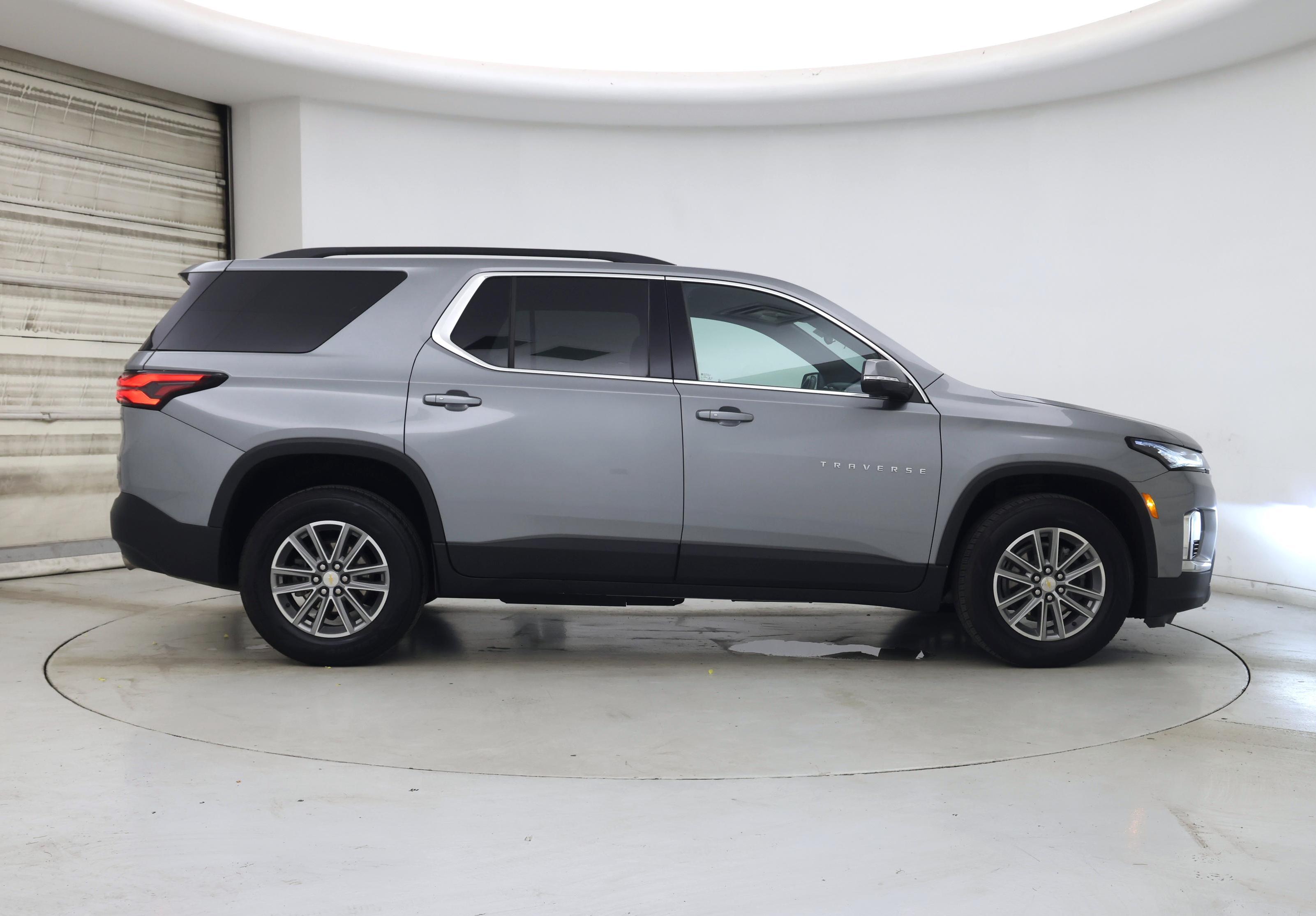 Thumbnail: 2023 Chevrolet Traverse - 7