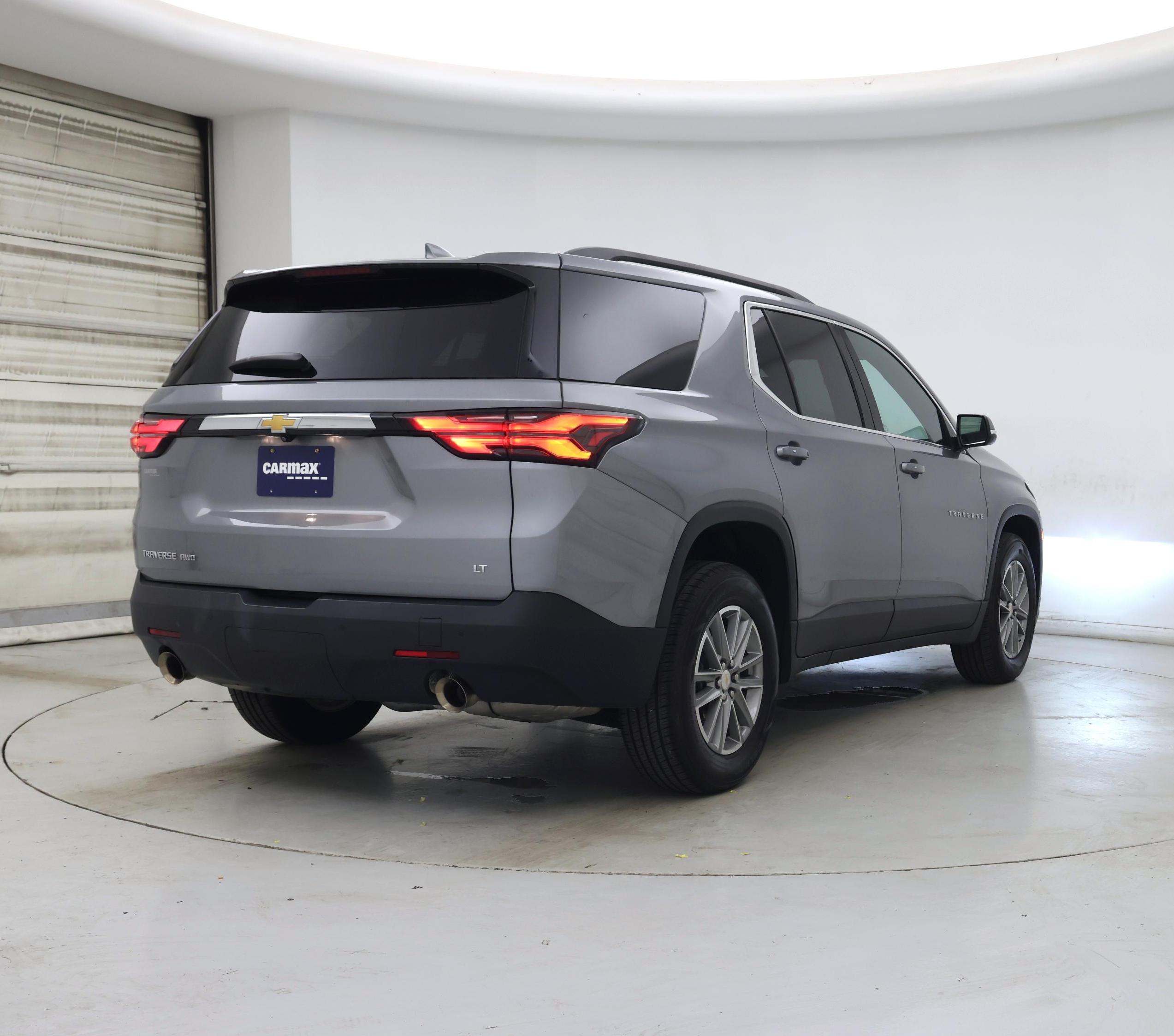 Thumbnail: 2023 Chevrolet Traverse - 8