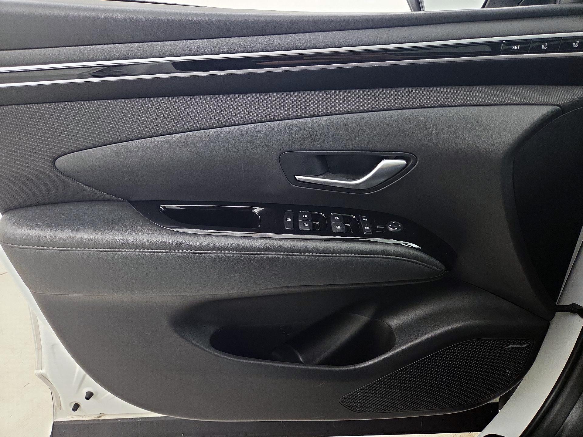 Thumbnail: 2023 Hyundai Tucson - 12