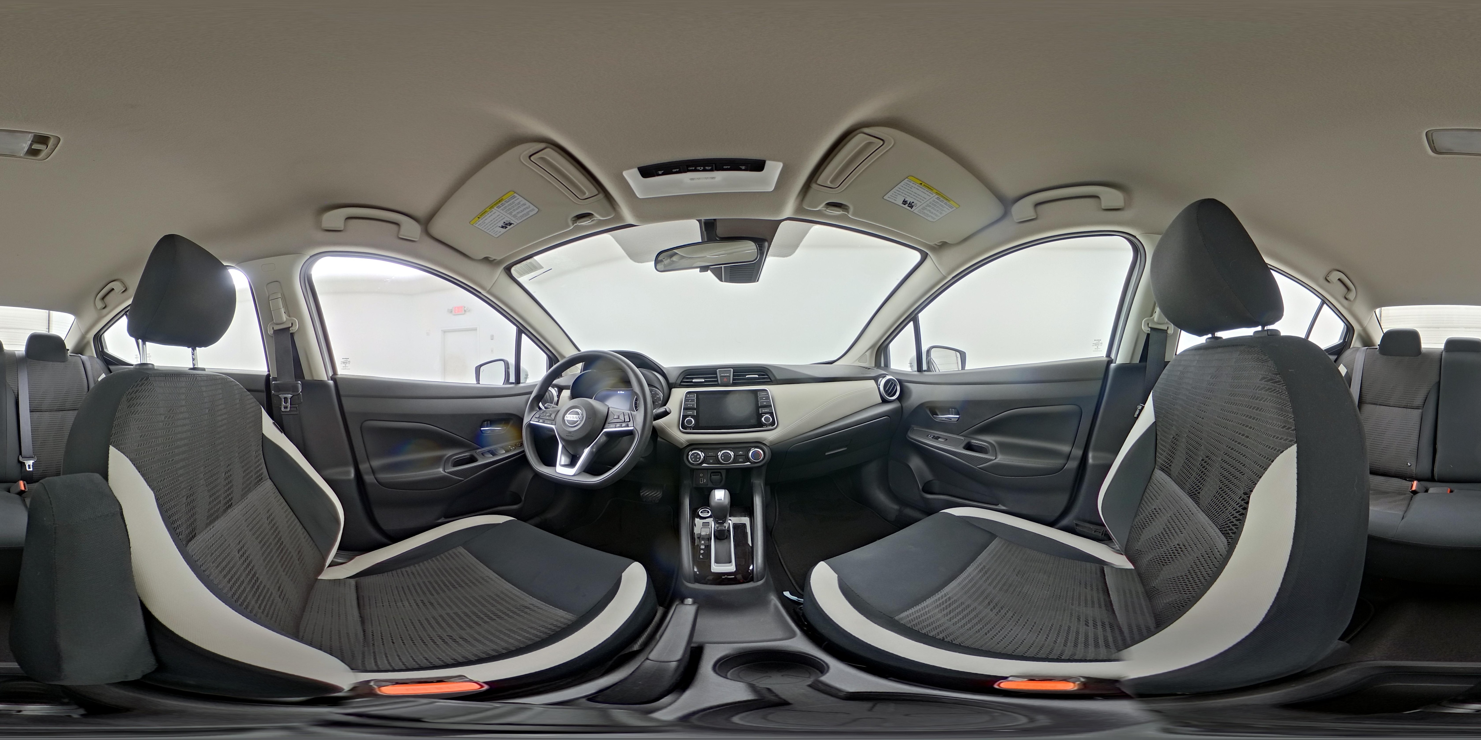 2020 Nissan Versa Sedan SV - Photo 24
