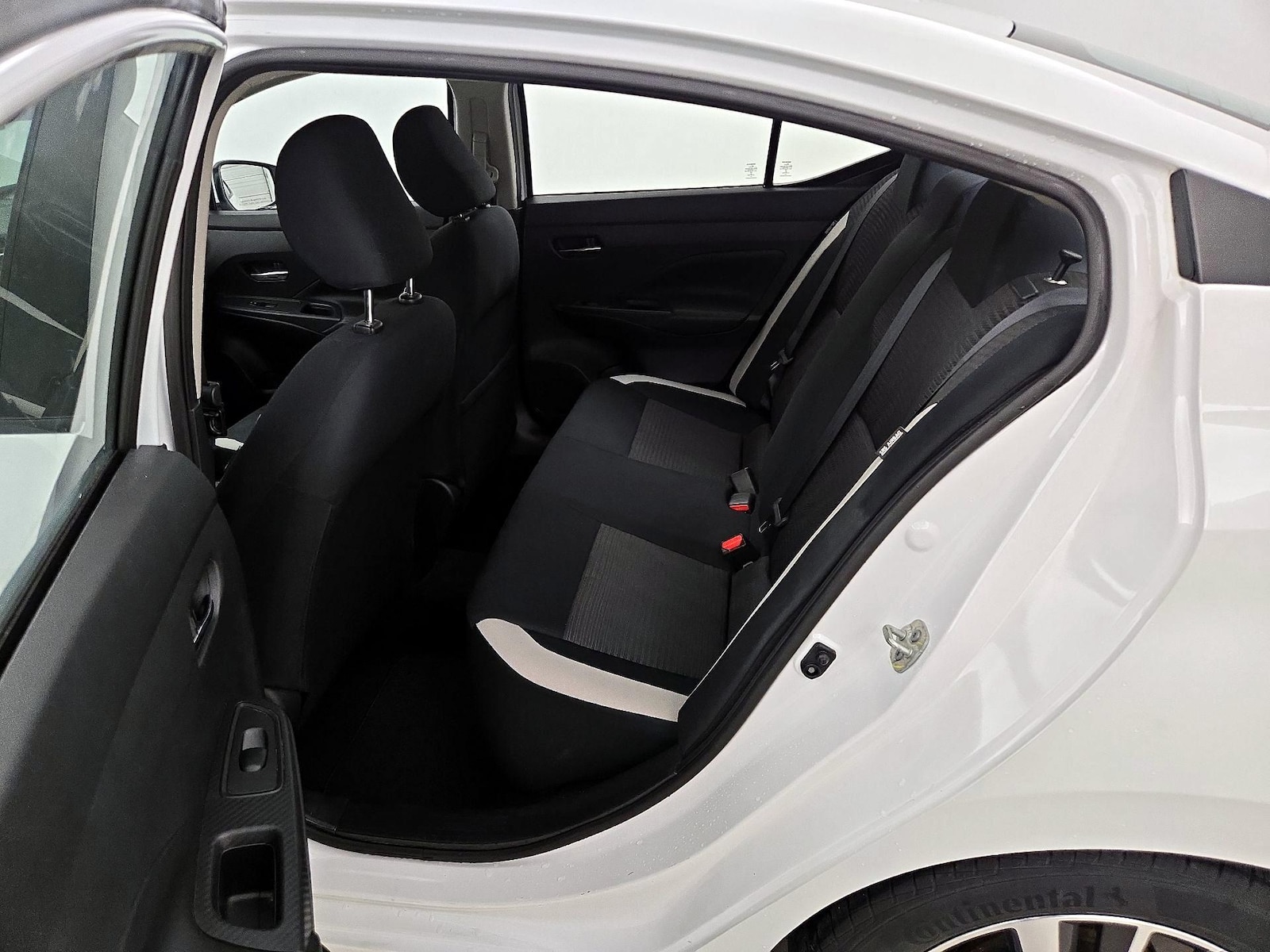2020 Nissan Versa Sedan SV - Photo 20