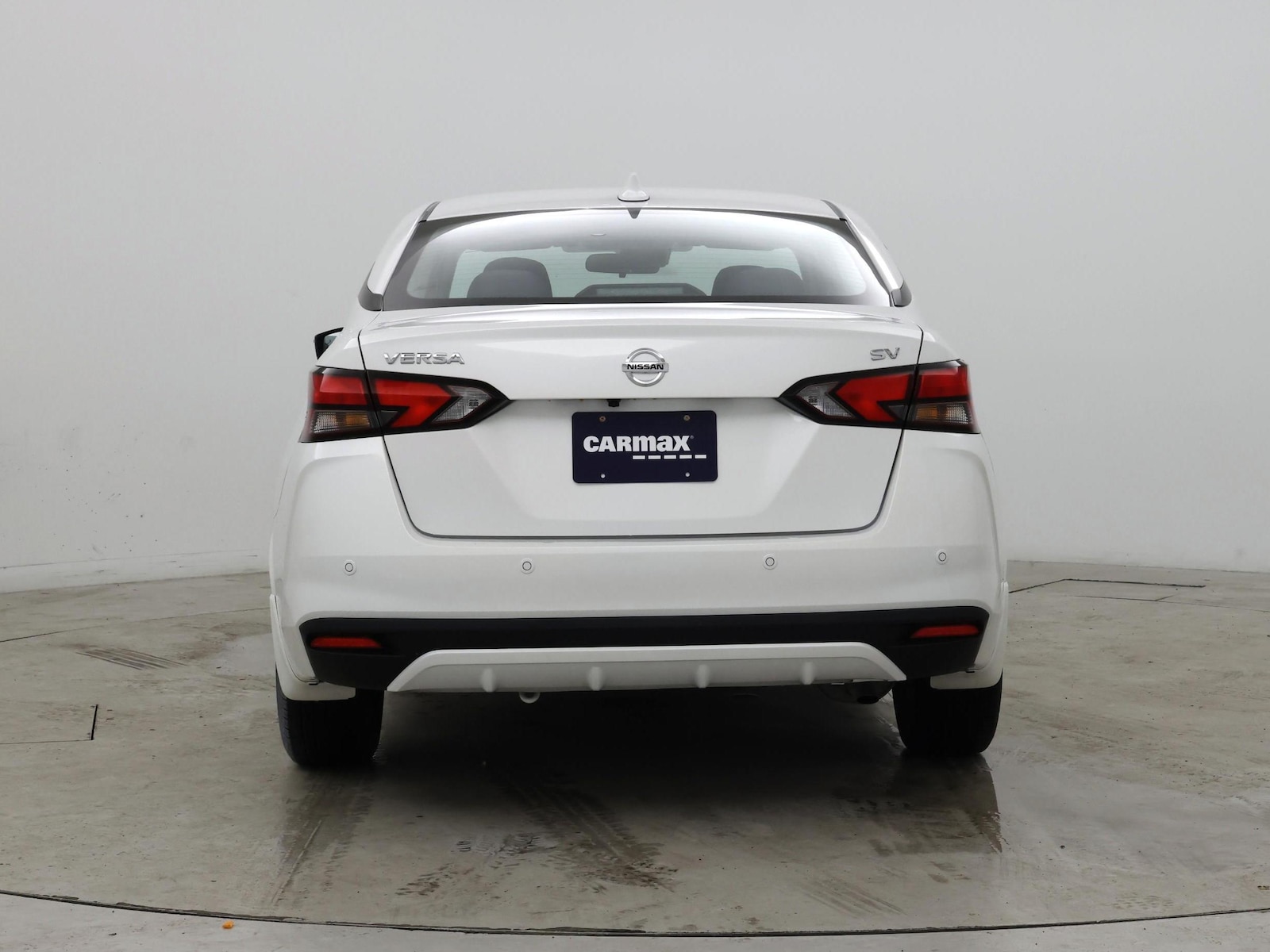 2020 Nissan Versa Sedan SV - Photo 7