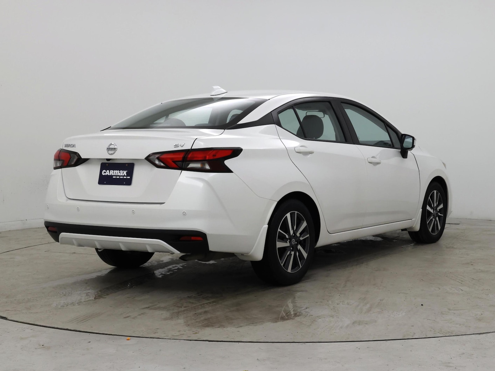 2020 Nissan Versa Sedan SV - Photo 9