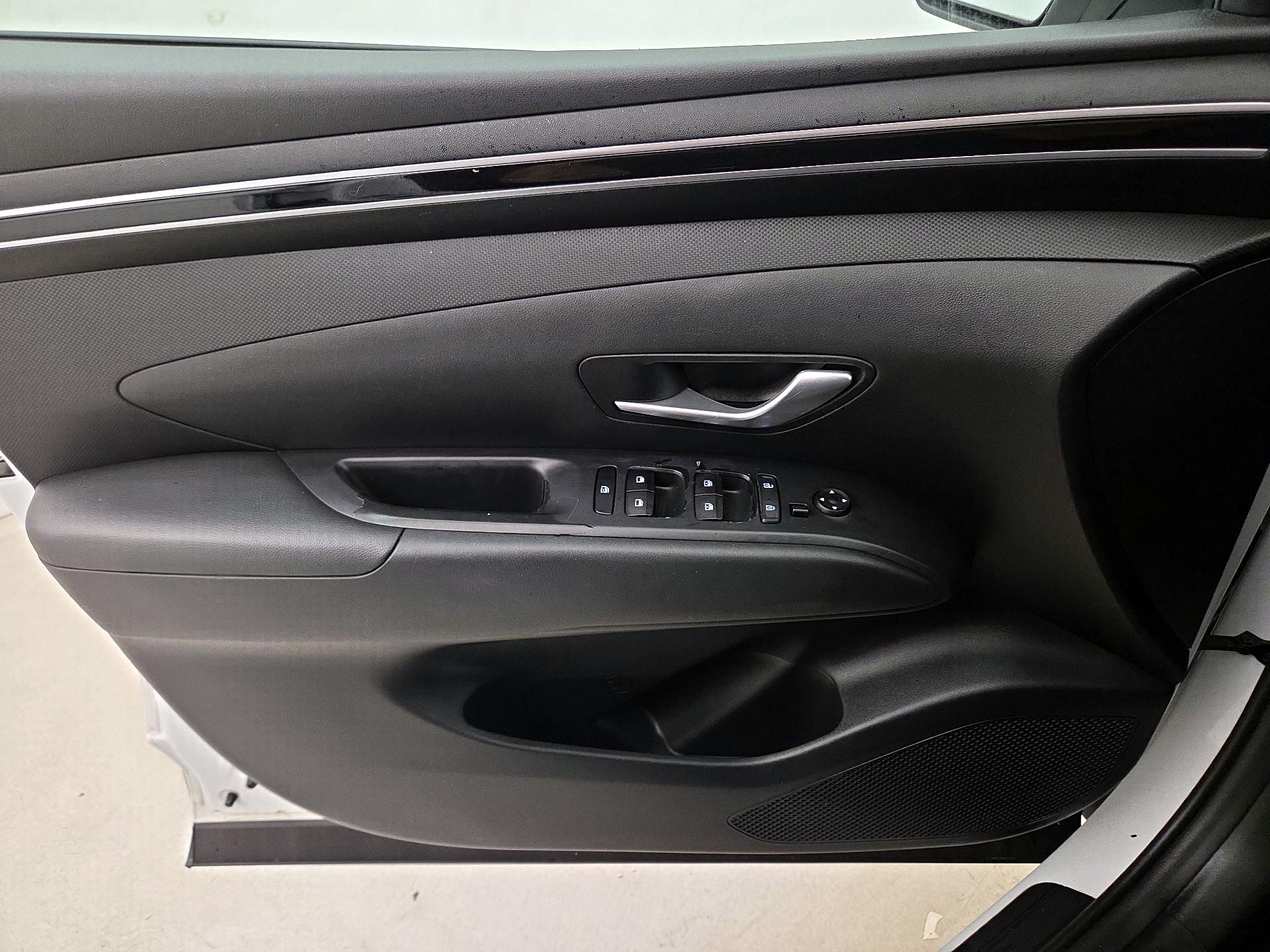 Thumbnail: 2022 Hyundai Tucson - 12