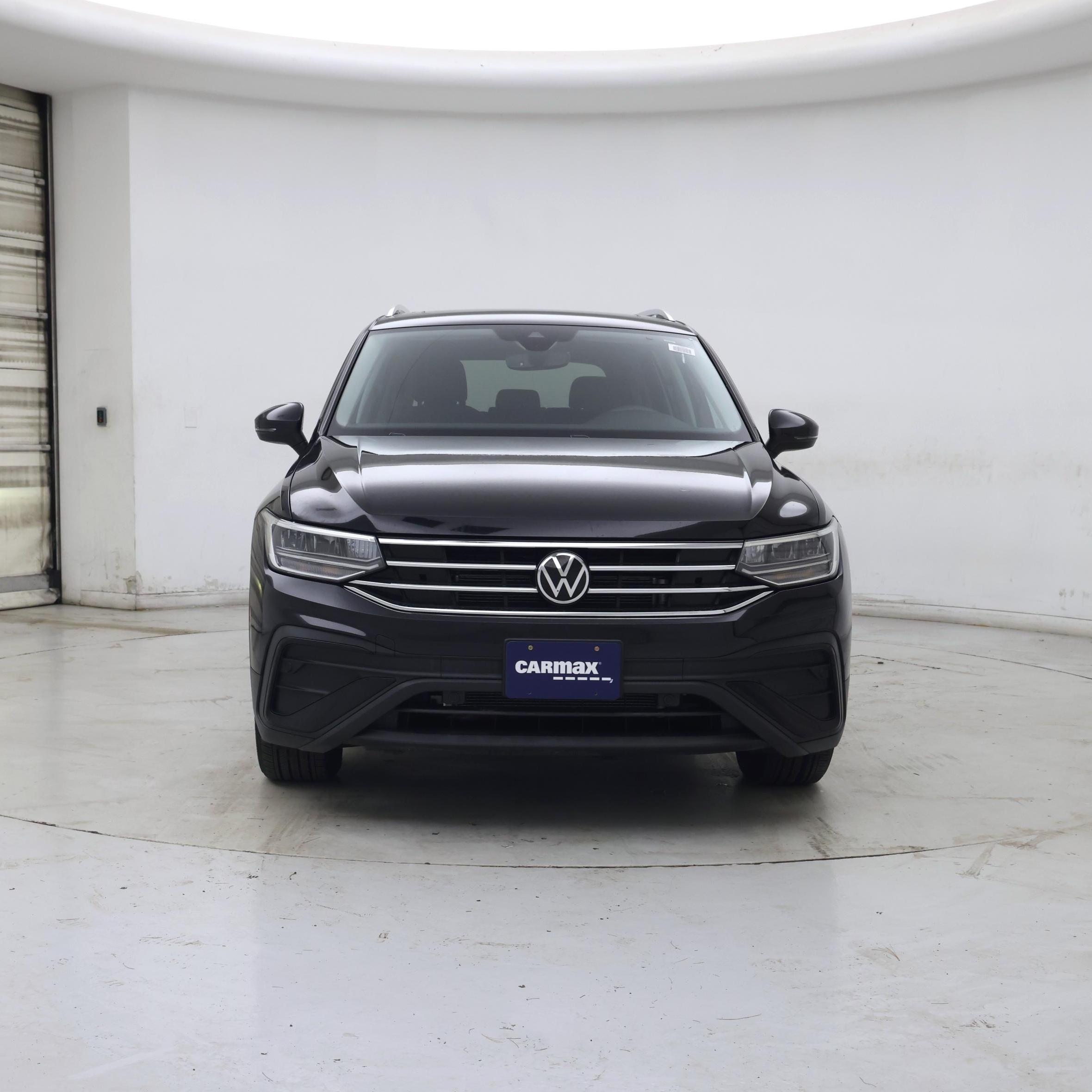 Thumbnail: 2022 Volkswagen Tiguan - 5