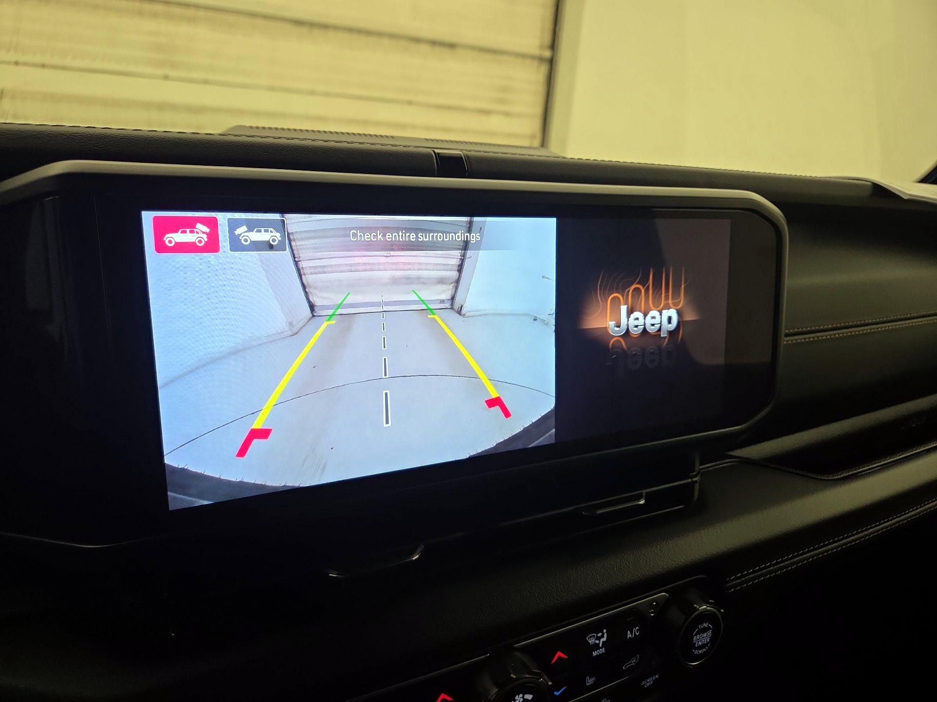 Thumbnail: 2024 Jeep Wrangler - 15