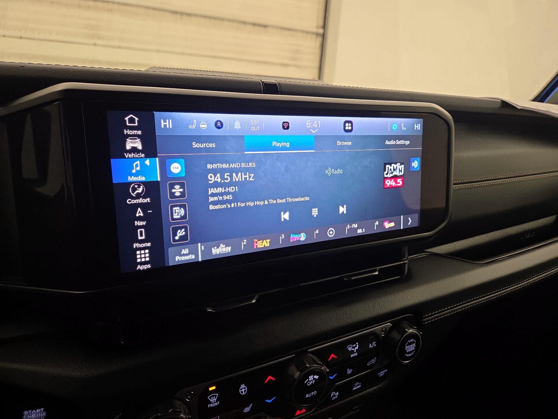 Thumbnail: 2024 Jeep Wrangler - 16