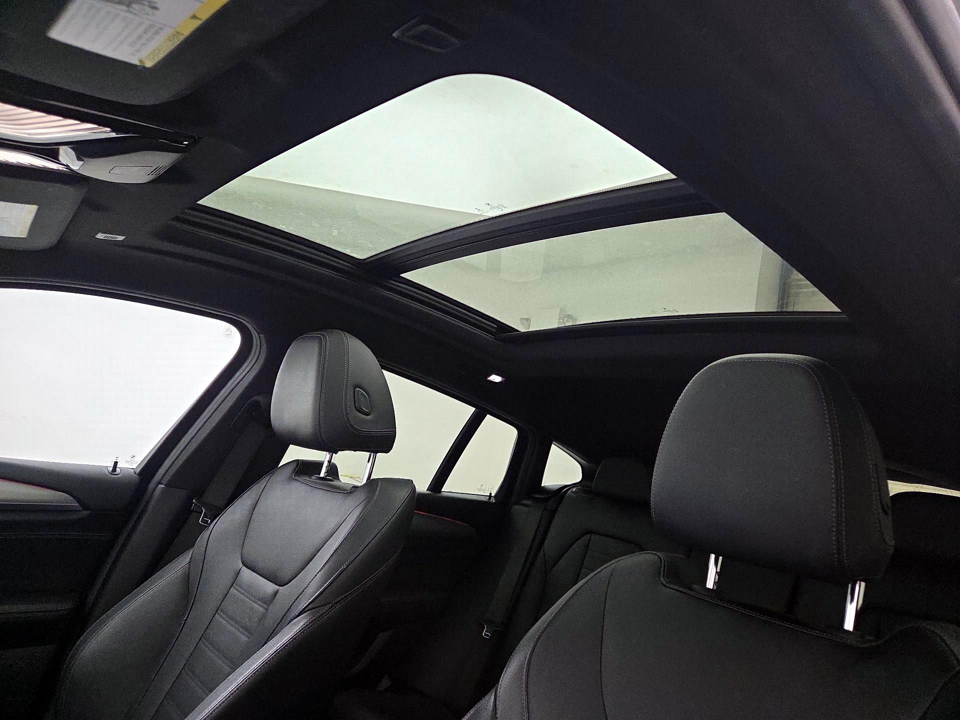 Thumbnail: 2022 BMW X4 - 20