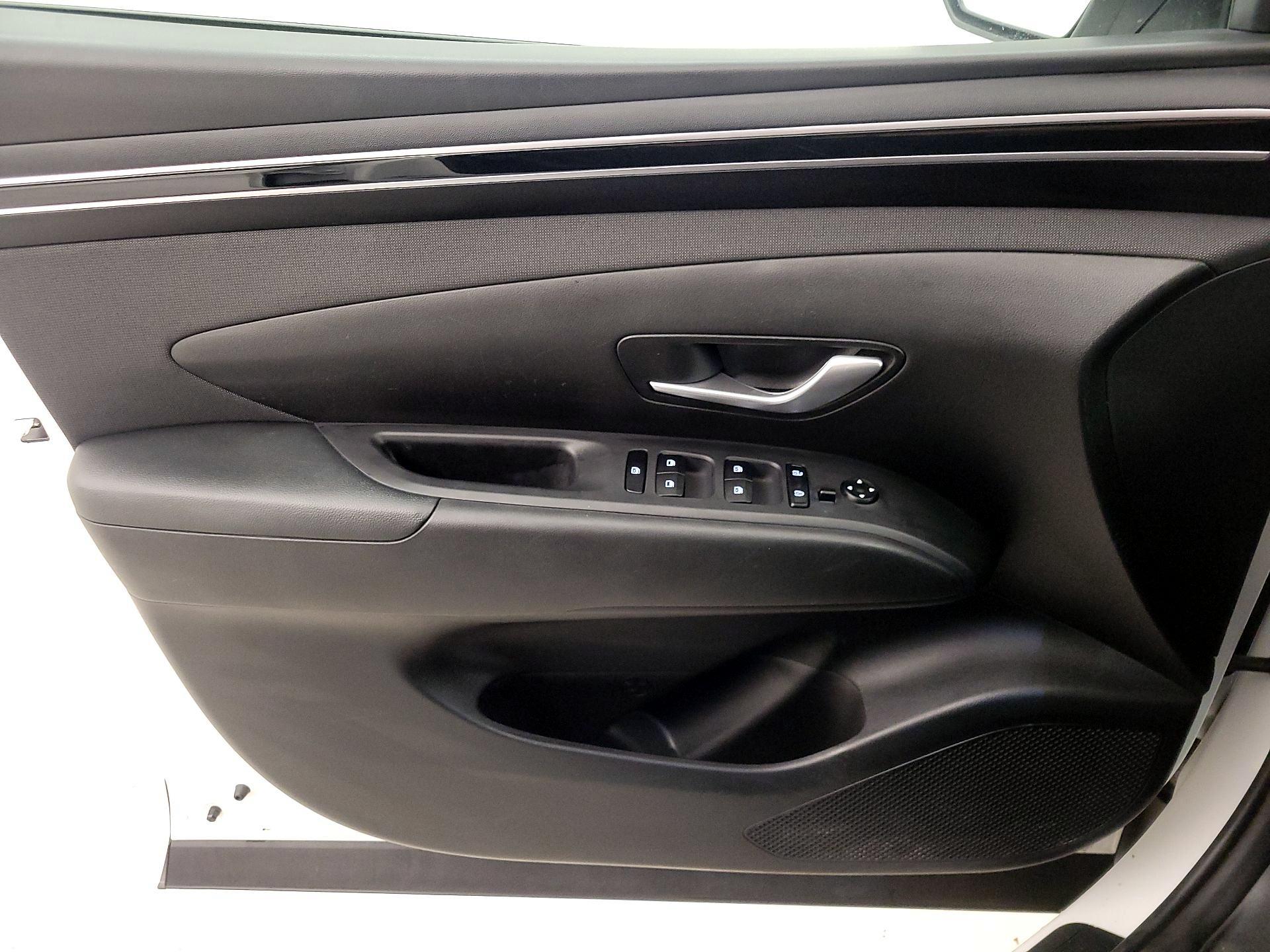 Thumbnail: 2023 Hyundai Tucson - 12