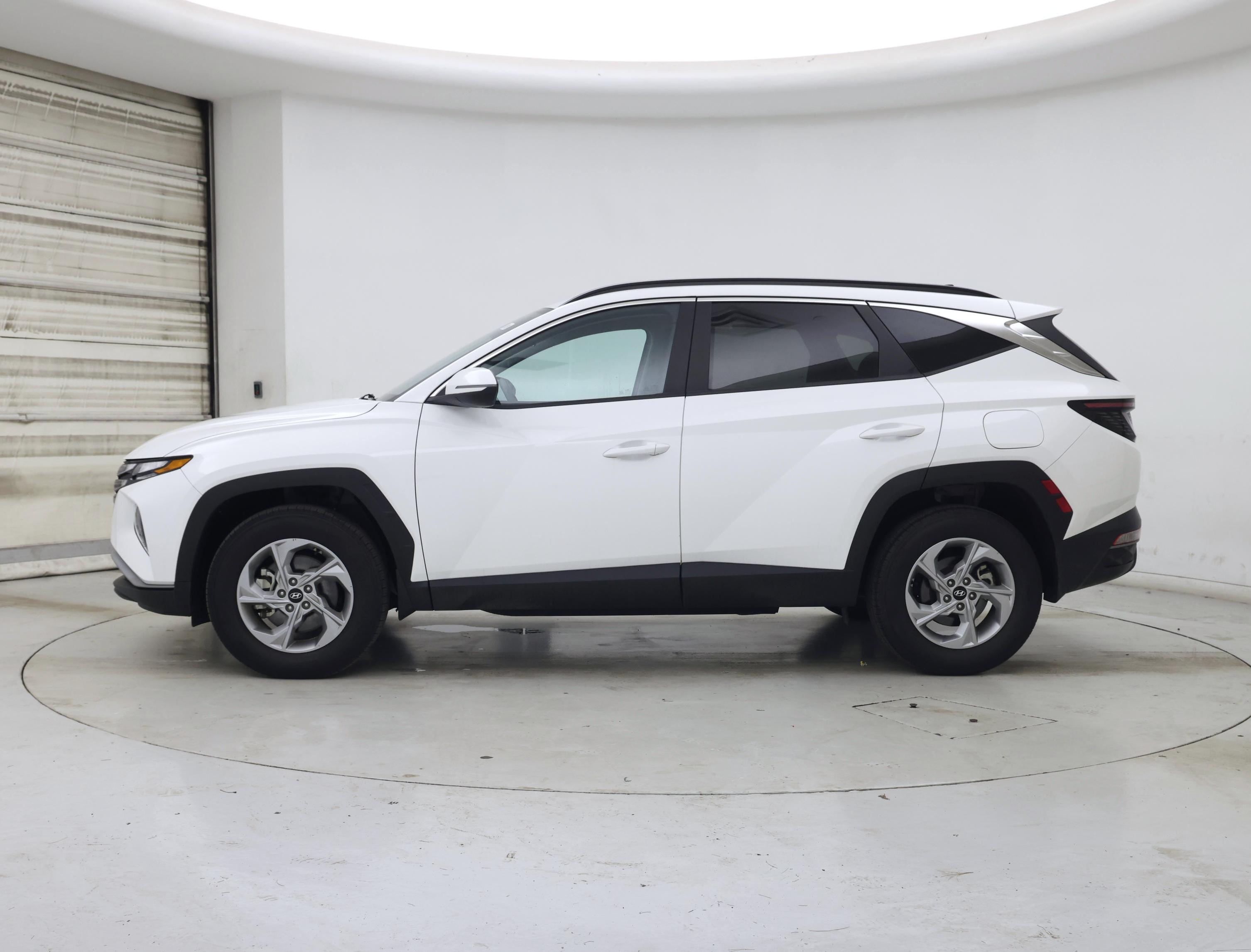 Thumbnail: 2023 Hyundai Tucson - 3