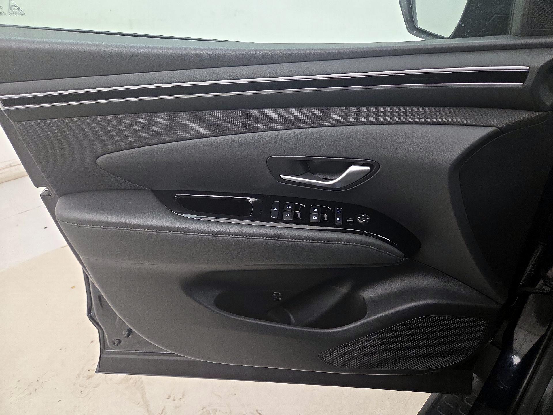 Thumbnail: 2023 Hyundai Tucson - 12