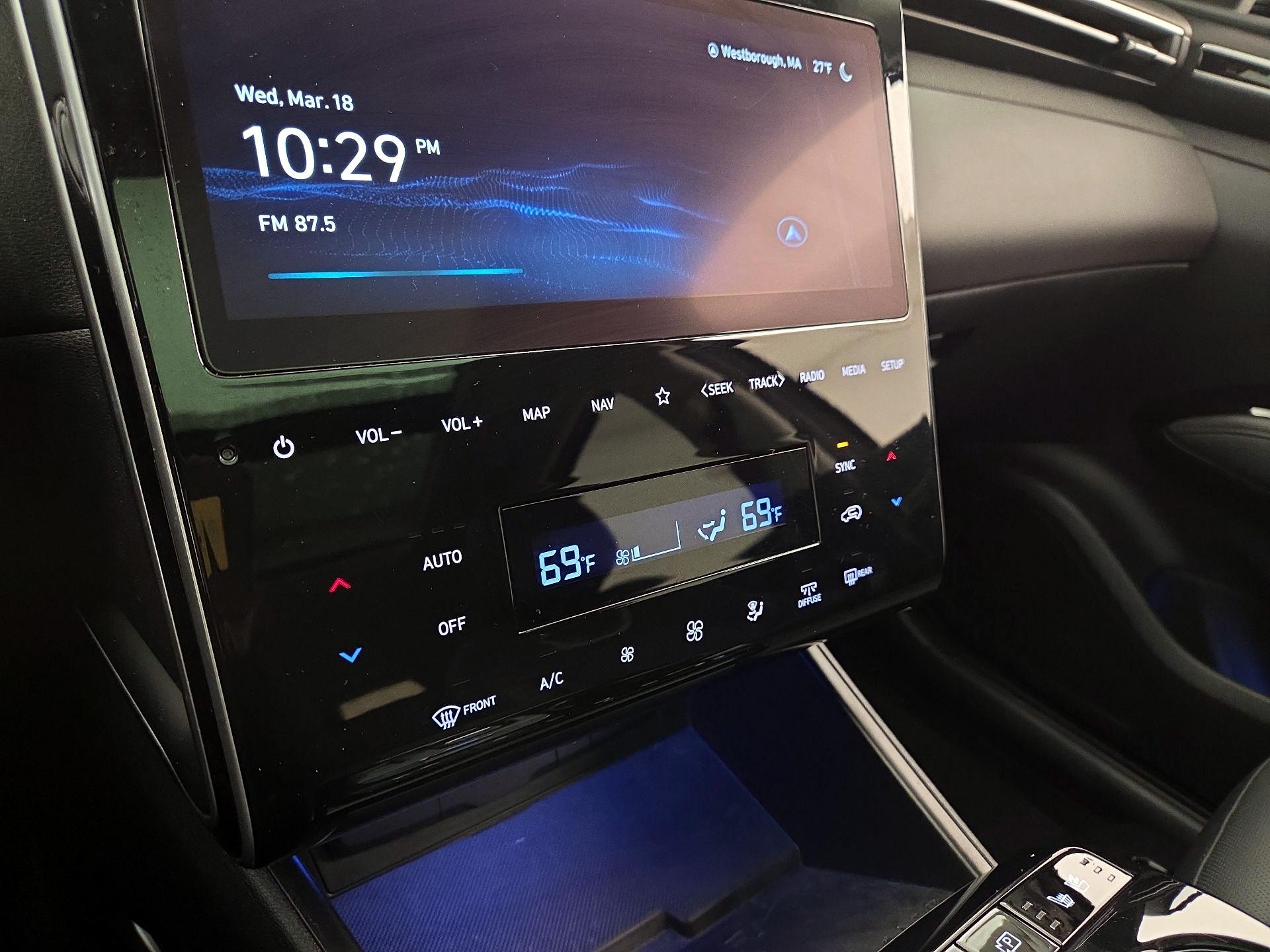 Thumbnail: 2023 Hyundai Tucson - 17