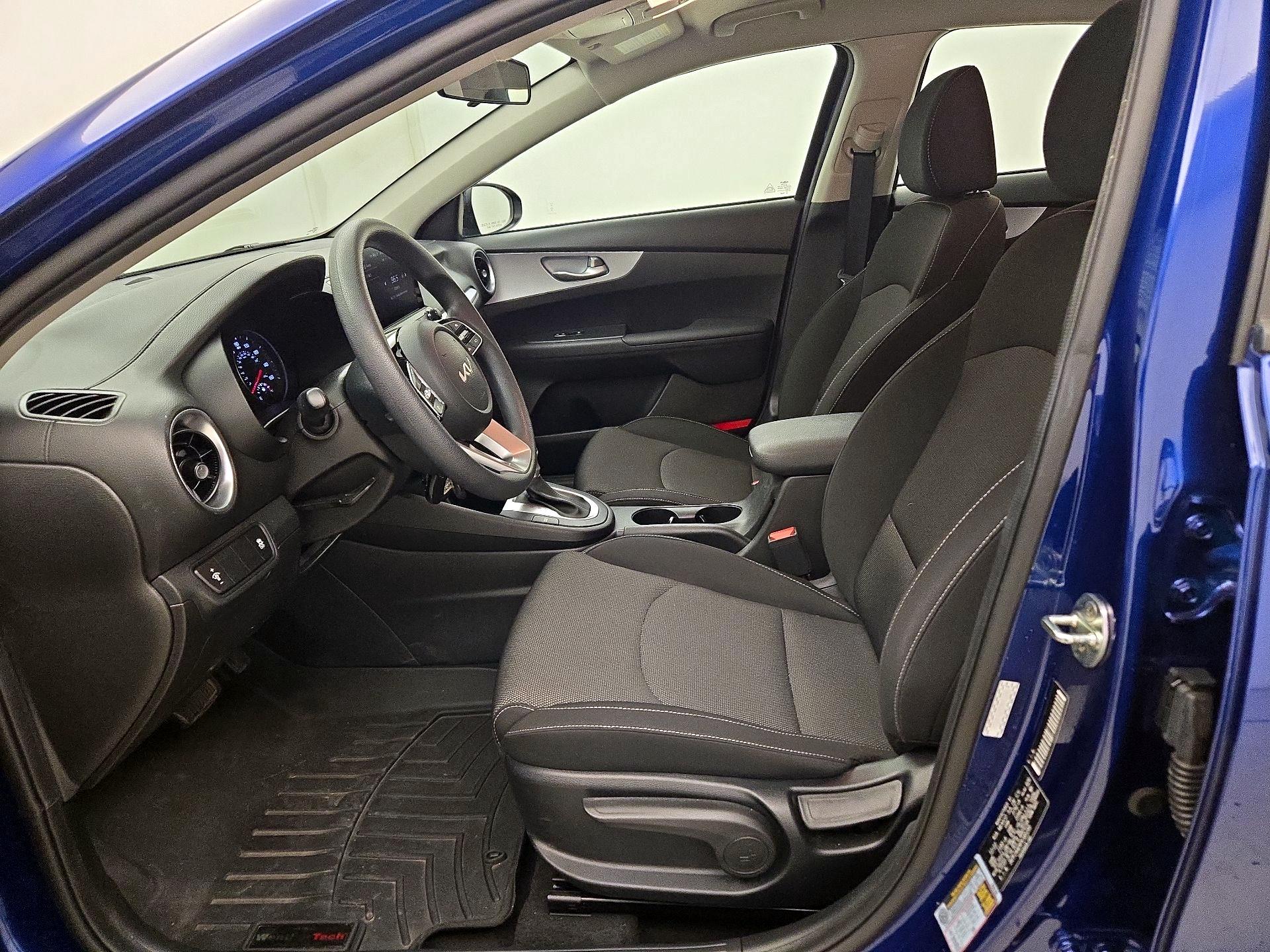 Thumbnail: 2023 Kia Forte - 11