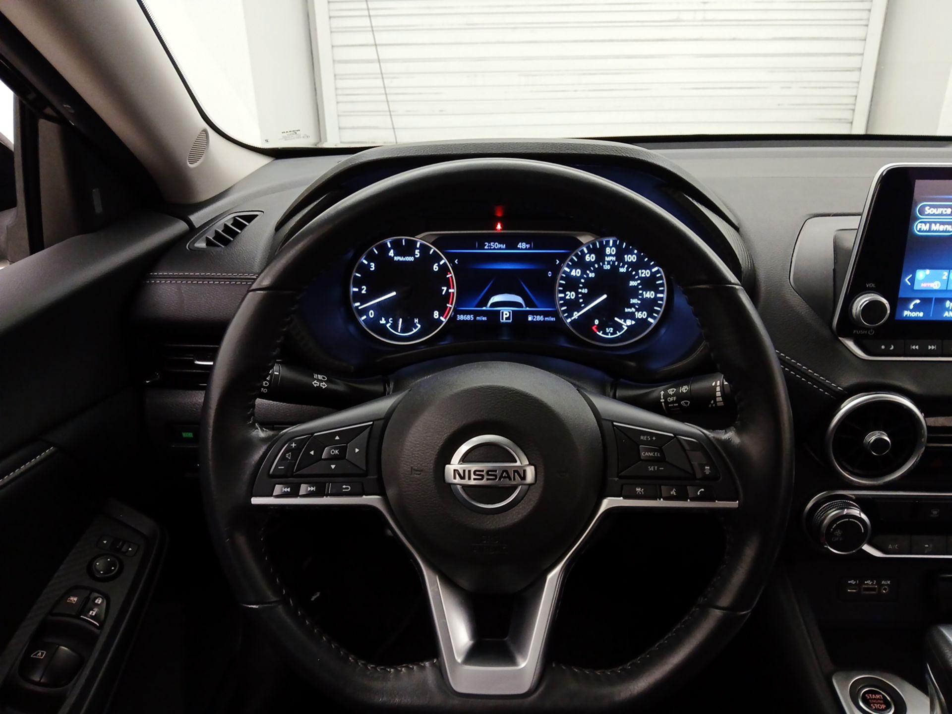 Thumbnail: 2022 Nissan Sentra - 10