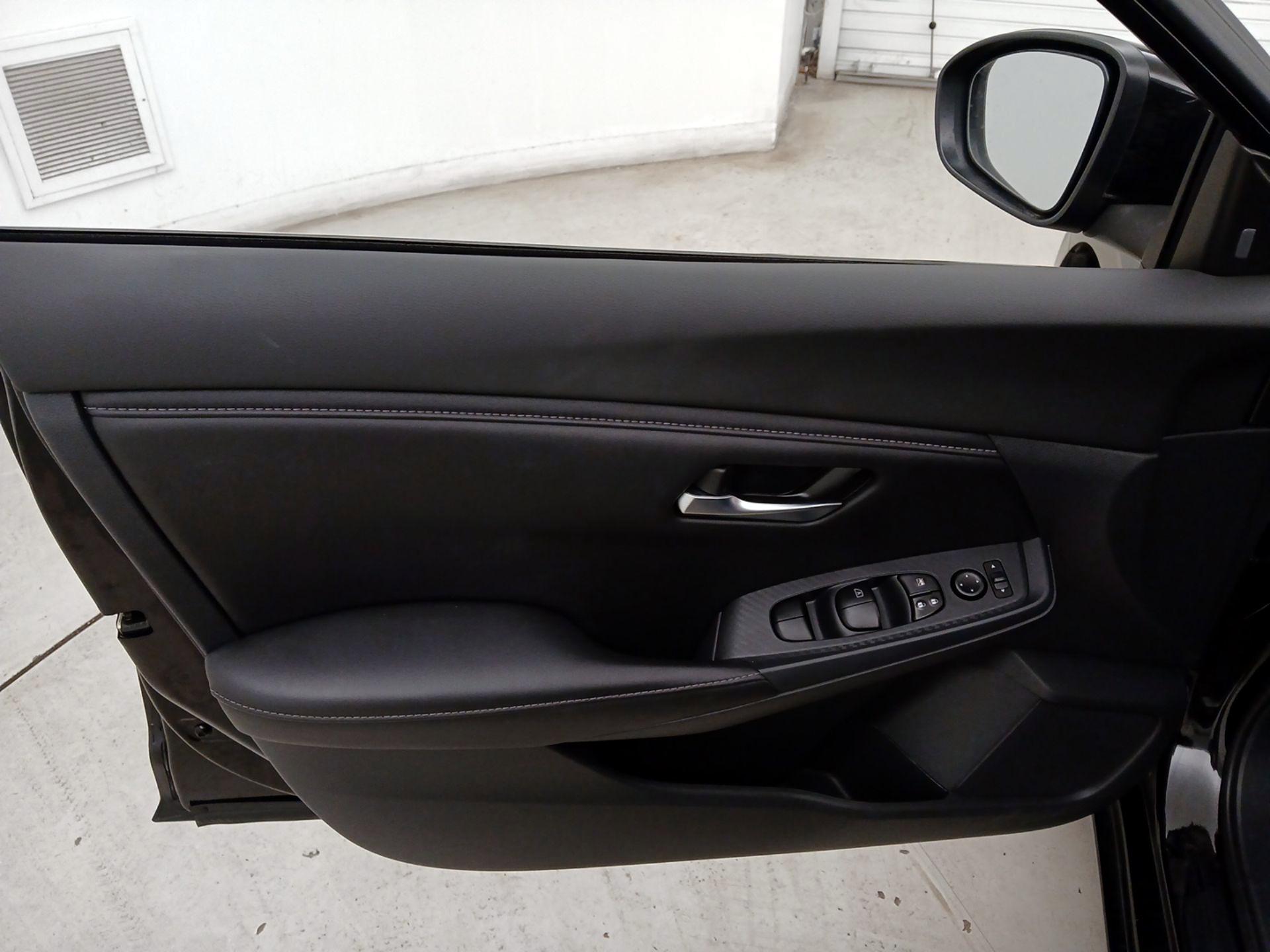 Thumbnail: 2022 Nissan Sentra - 12