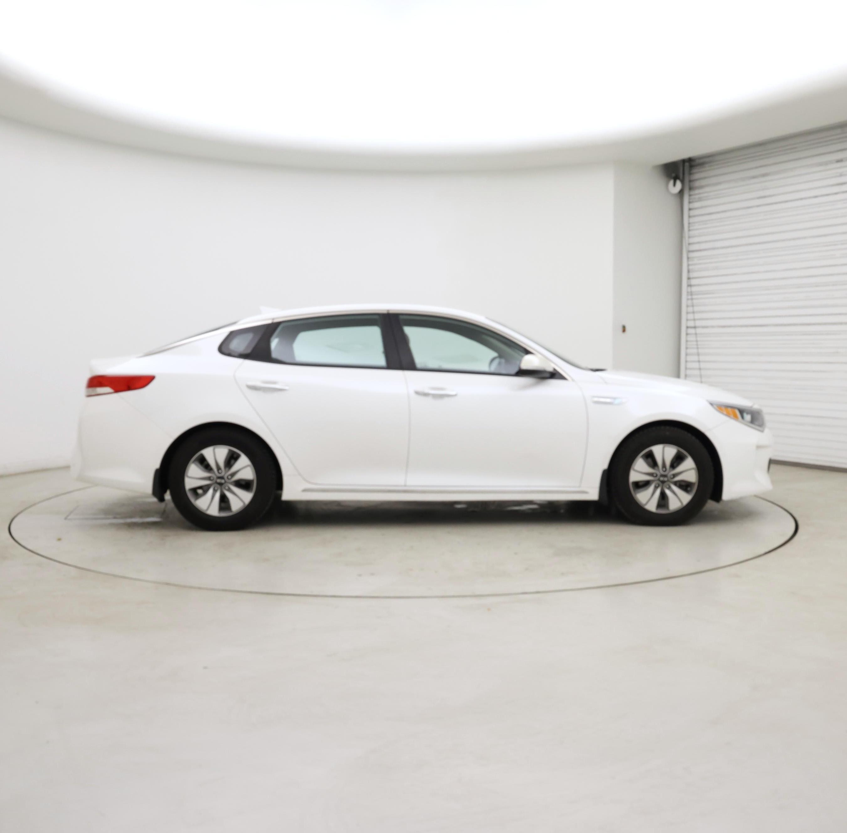 Thumbnail: 2017 Kia Optima - 7