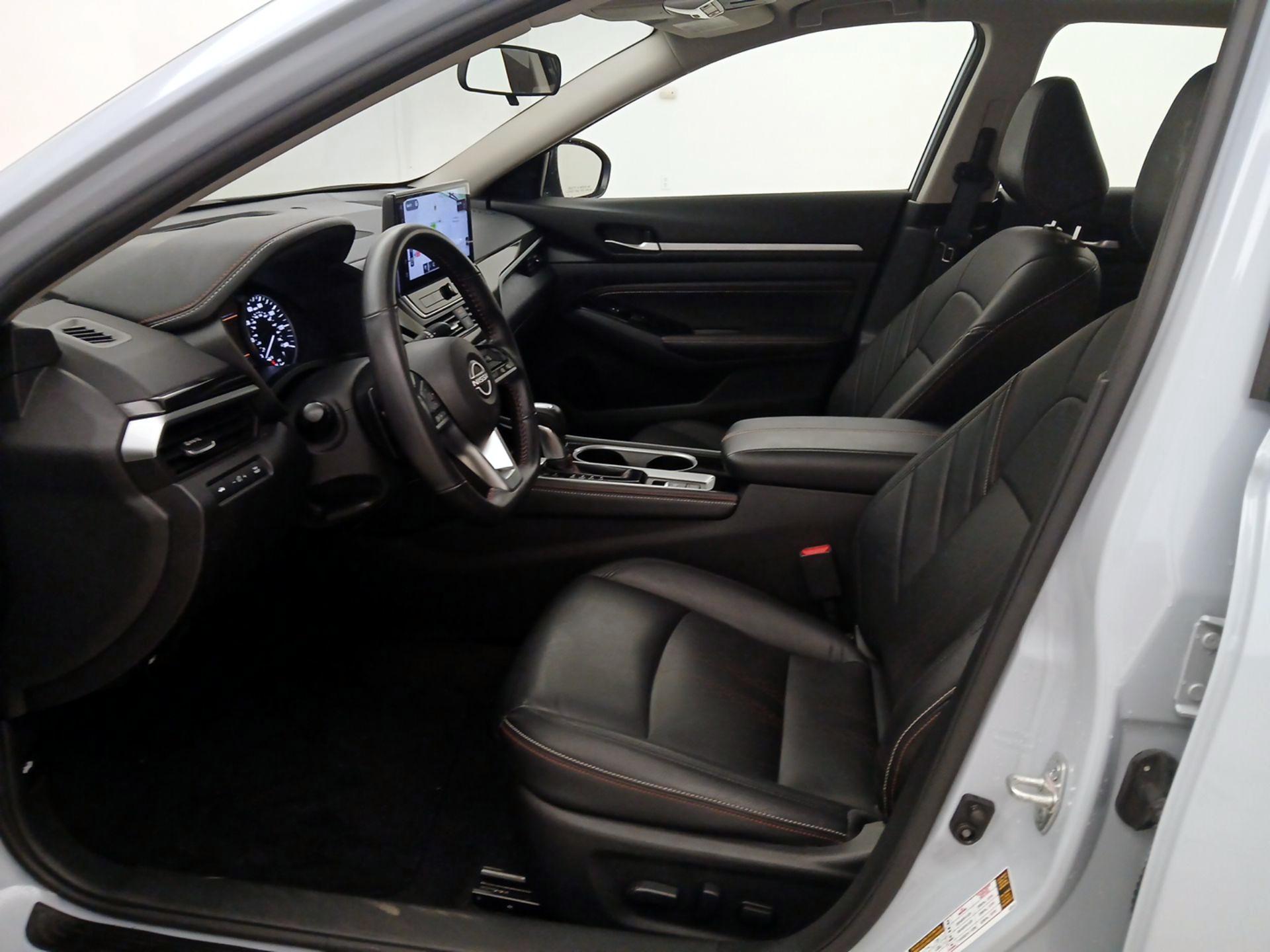 Thumbnail: 2023 Nissan Altima - 11