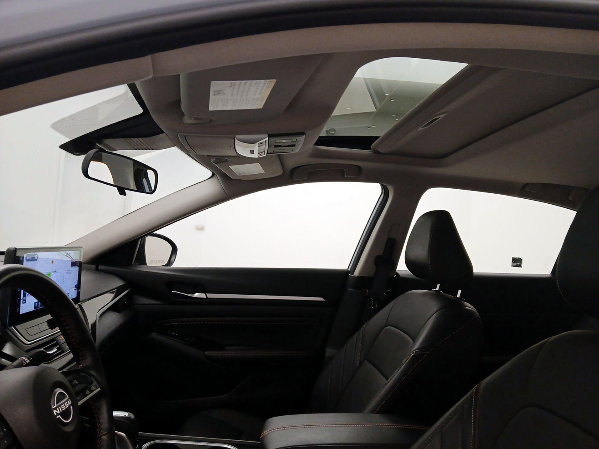 Thumbnail: 2023 Nissan Altima - 20