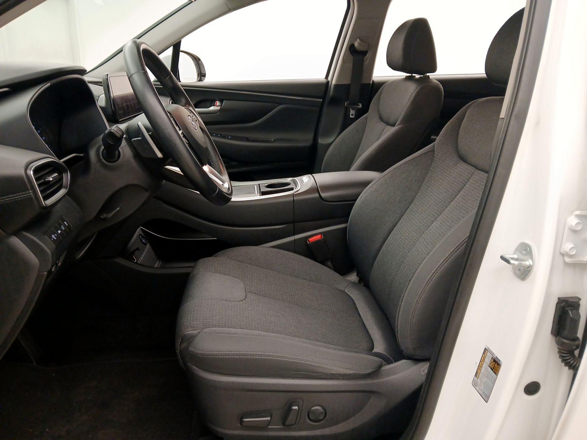 Thumbnail: 2023 Hyundai Santa Fe - 11