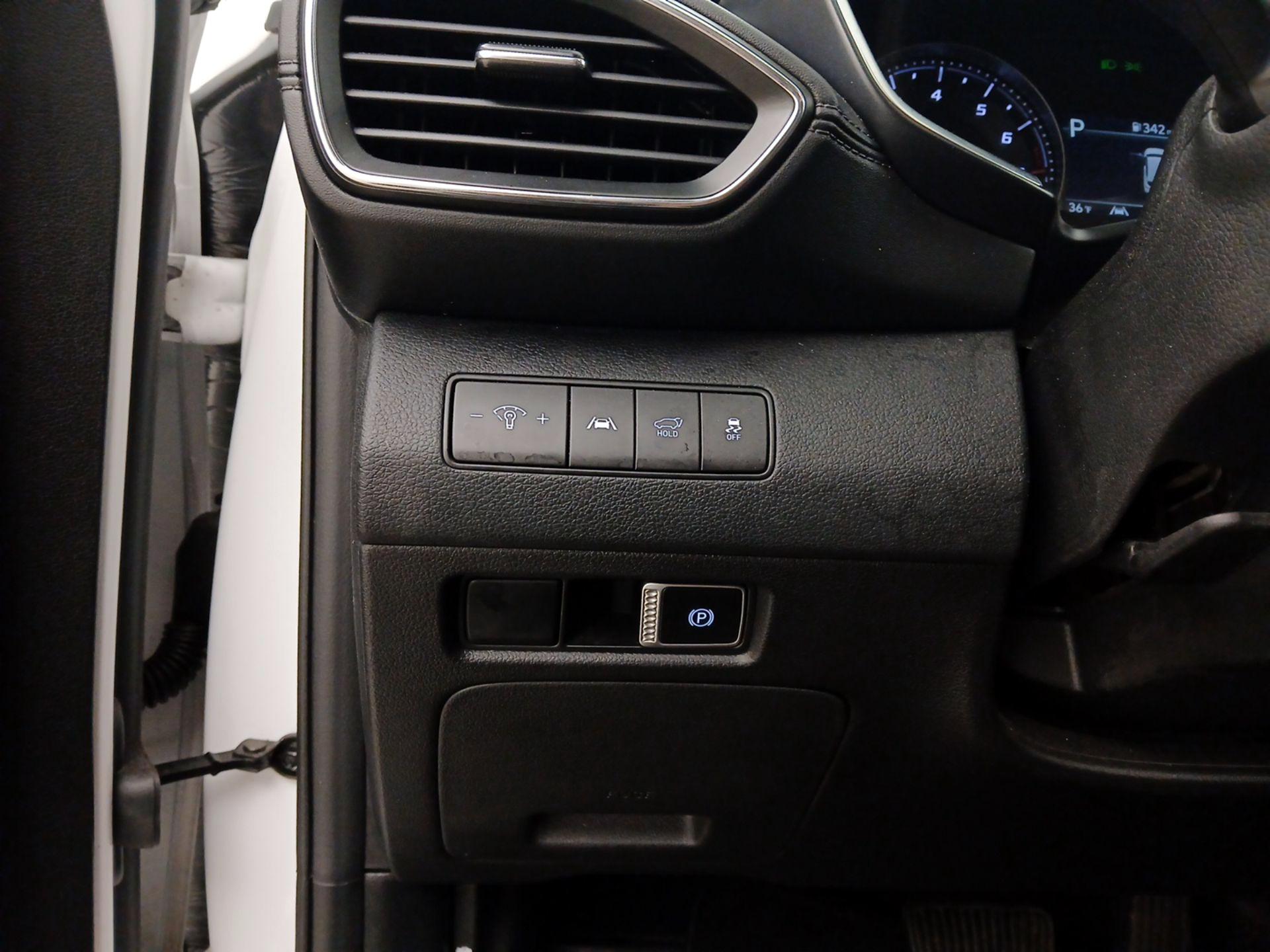 Thumbnail: 2023 Hyundai Santa Fe - 13