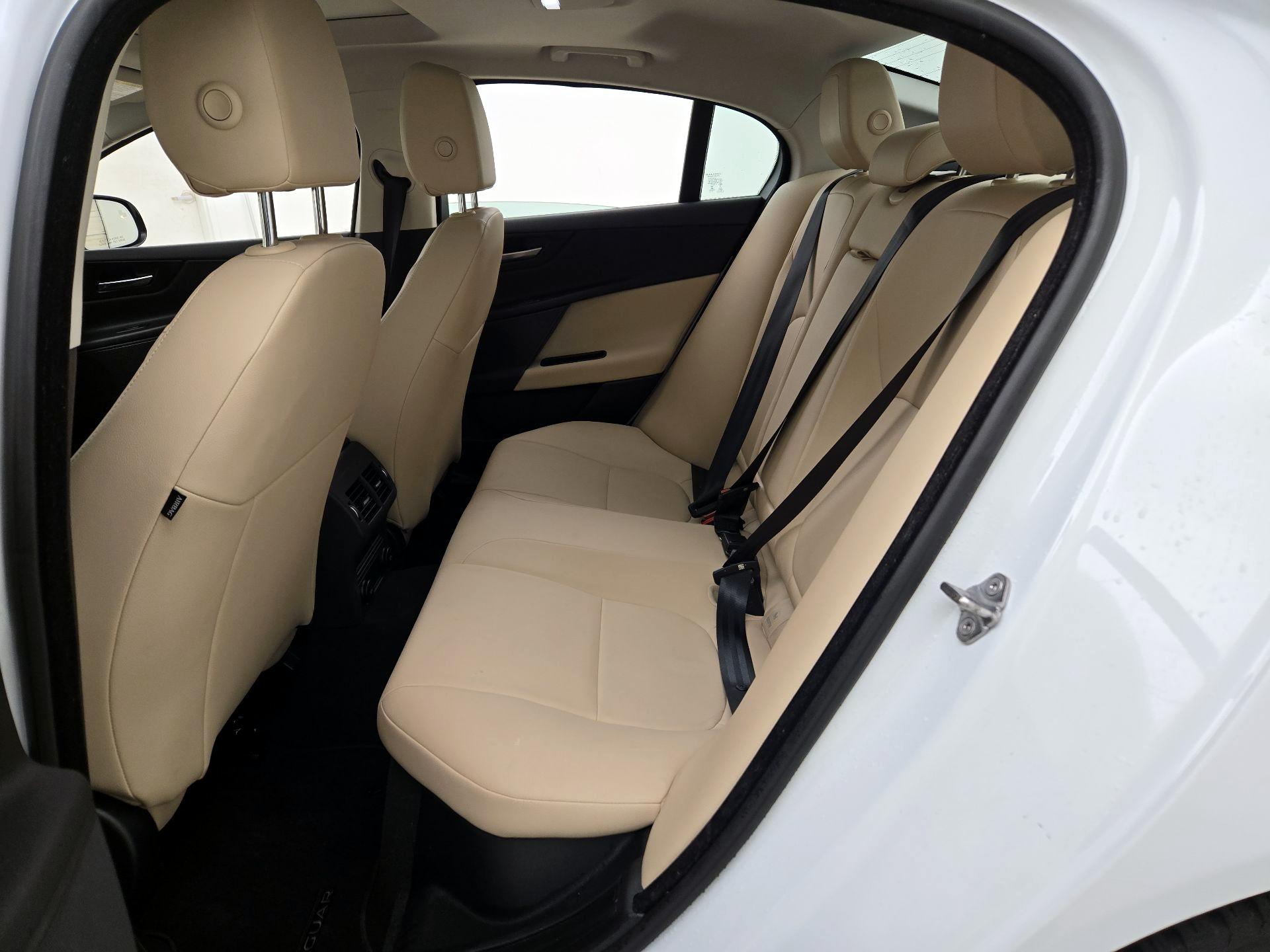 Thumbnail: 2018 Jaguar XE - 19