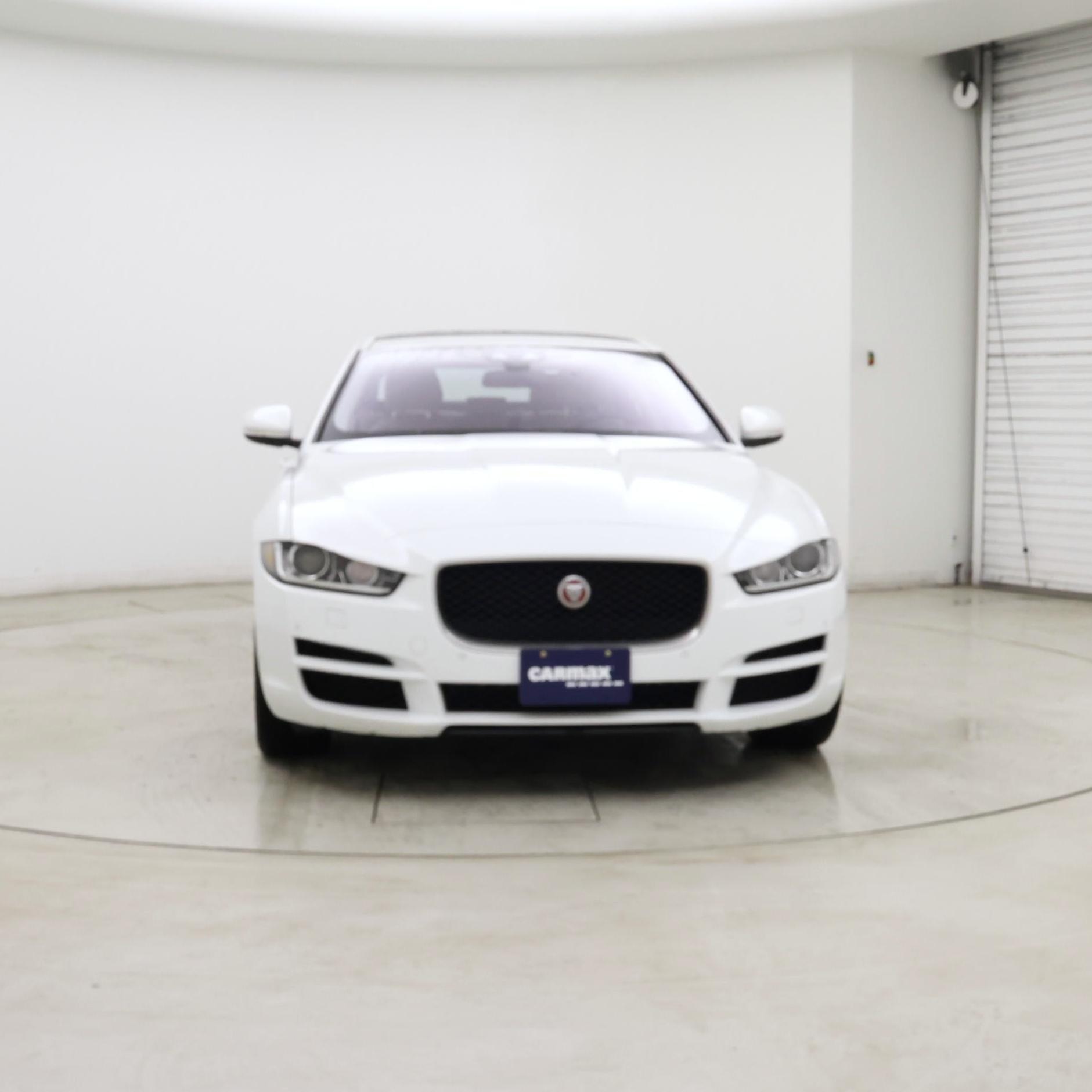 Thumbnail: 2018 Jaguar XE - 5