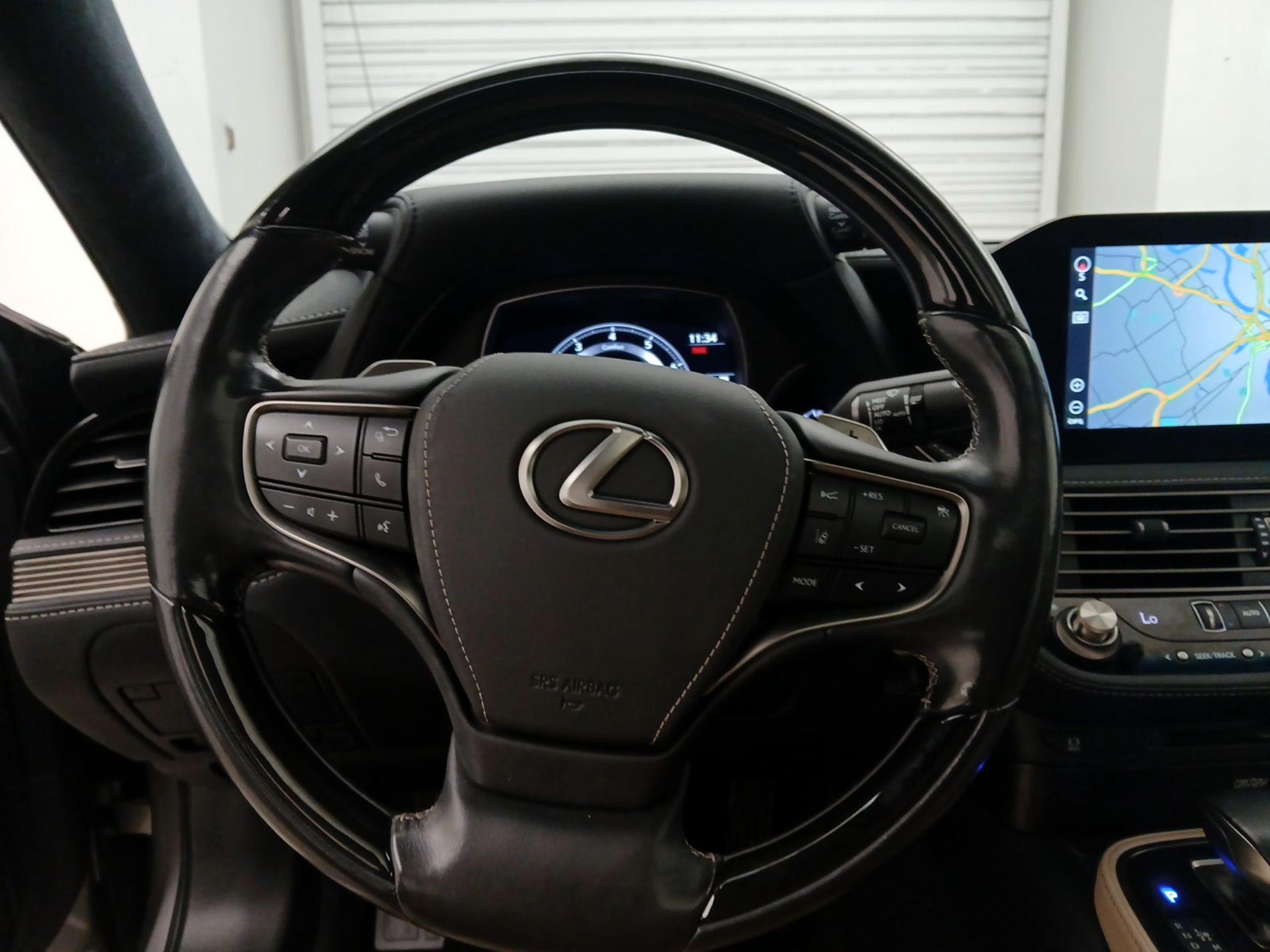 Thumbnail: 2022 Lexus LS - 10