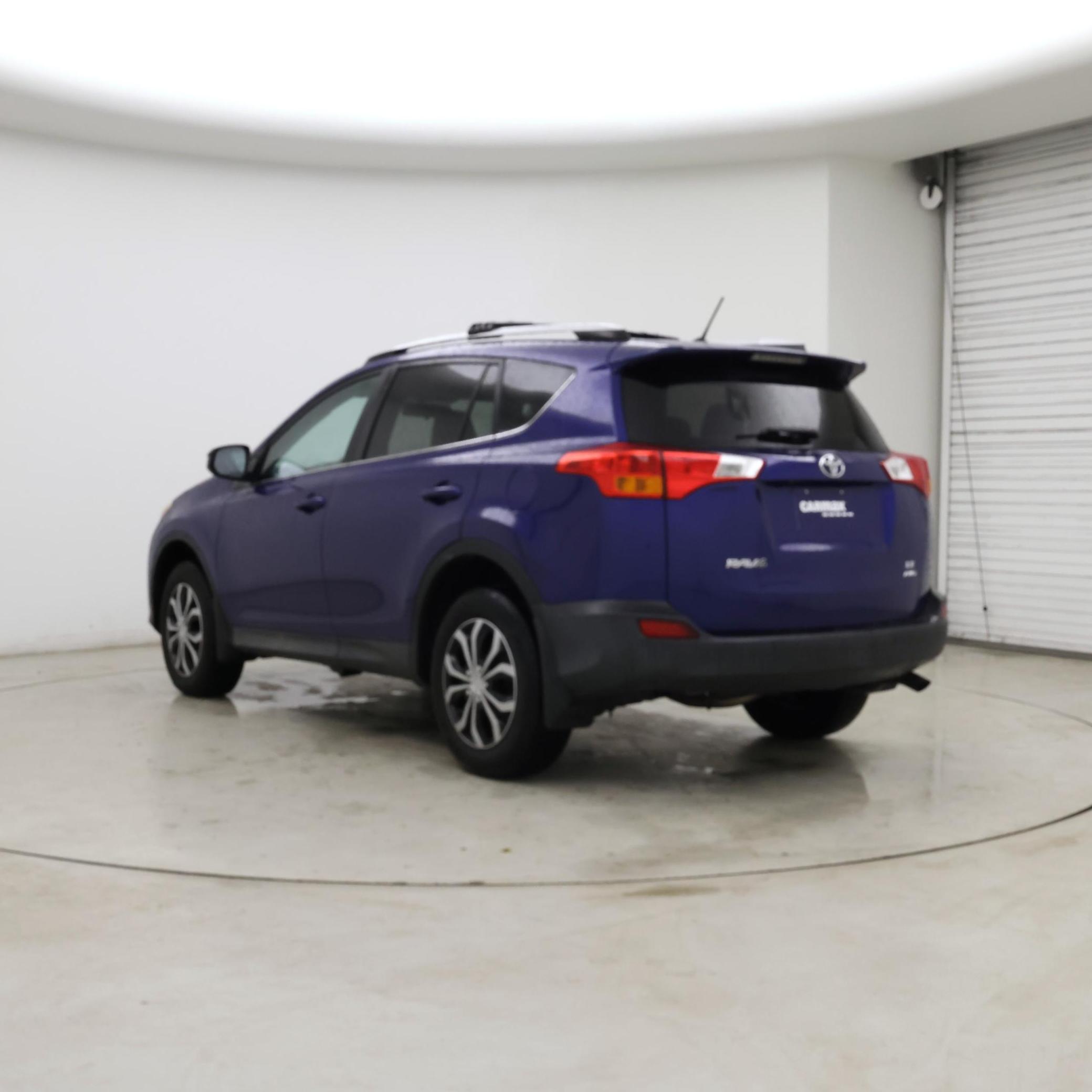 Thumbnail: 2015 Toyota RAV4 - 2