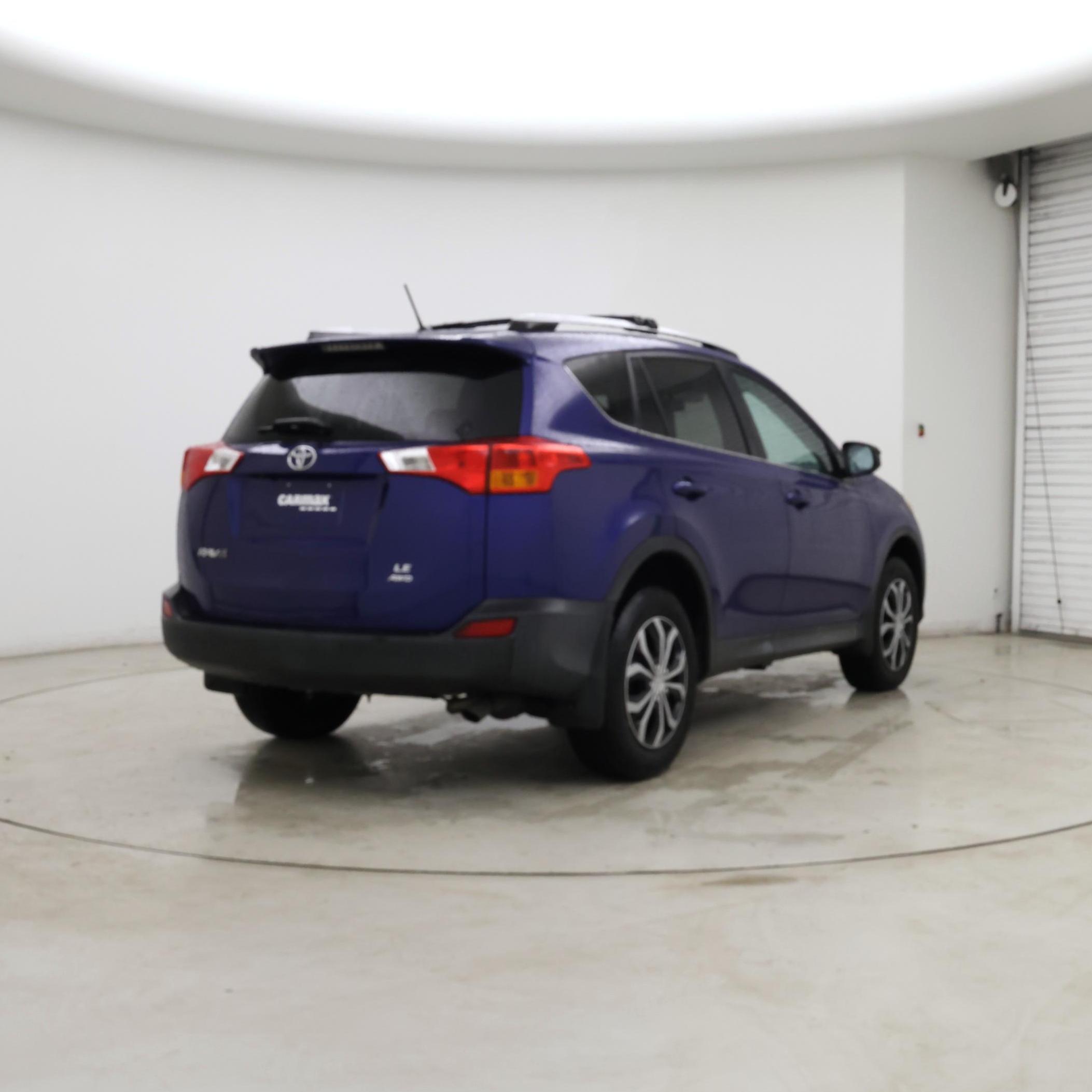 Thumbnail: 2015 Toyota RAV4 - 8