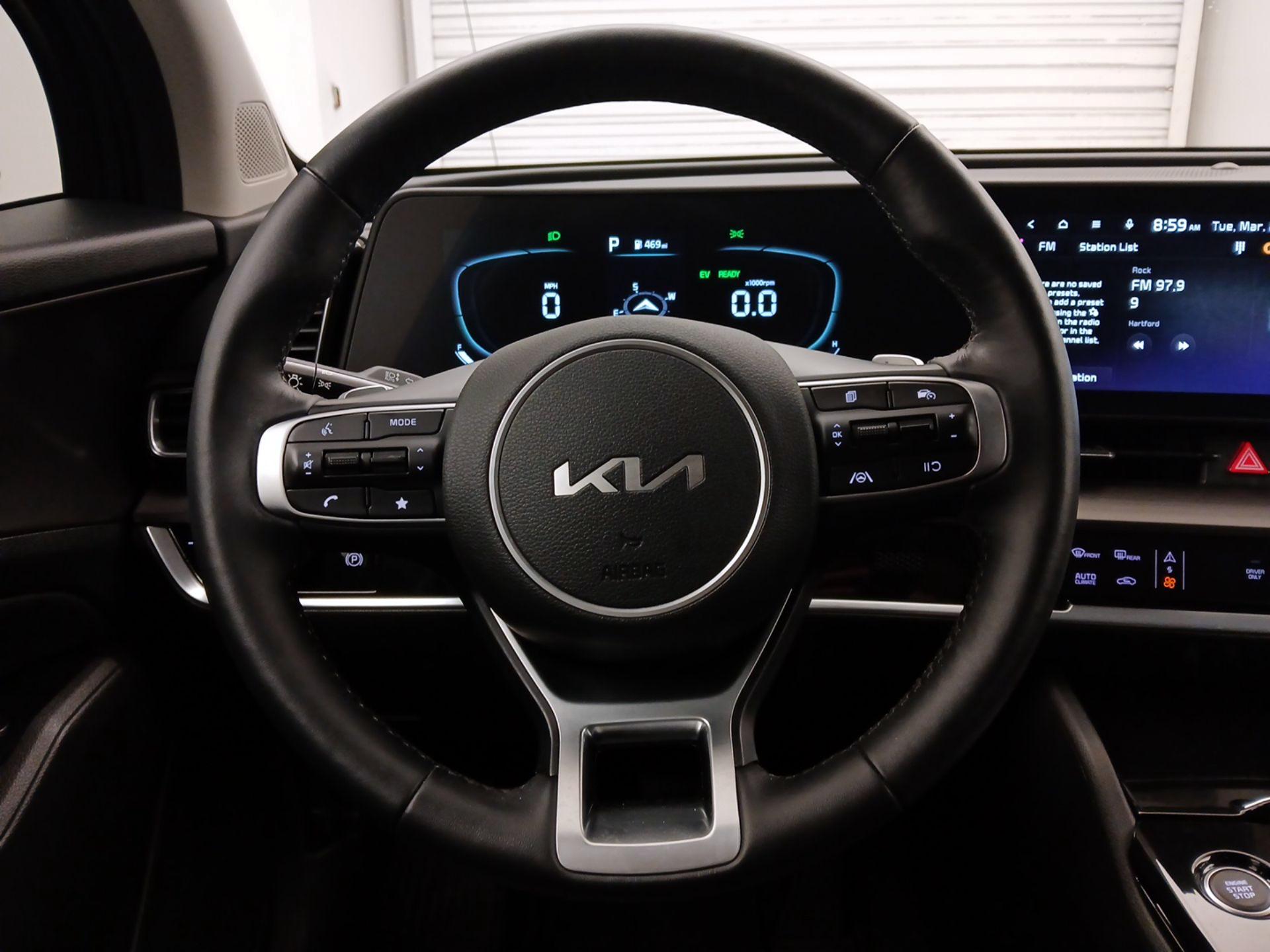 Thumbnail: 2023 Kia Sportage - 10