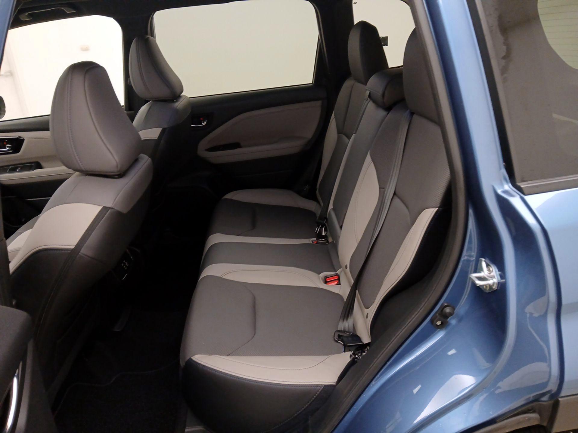 Thumbnail: 2025 Subaru Forester - 20