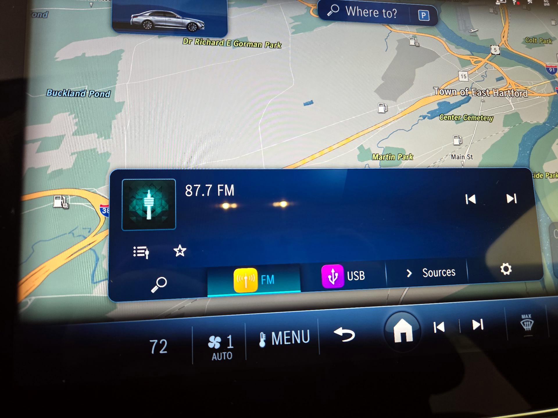 Thumbnail: 2024 Mercedes-Benz E-Class - 16