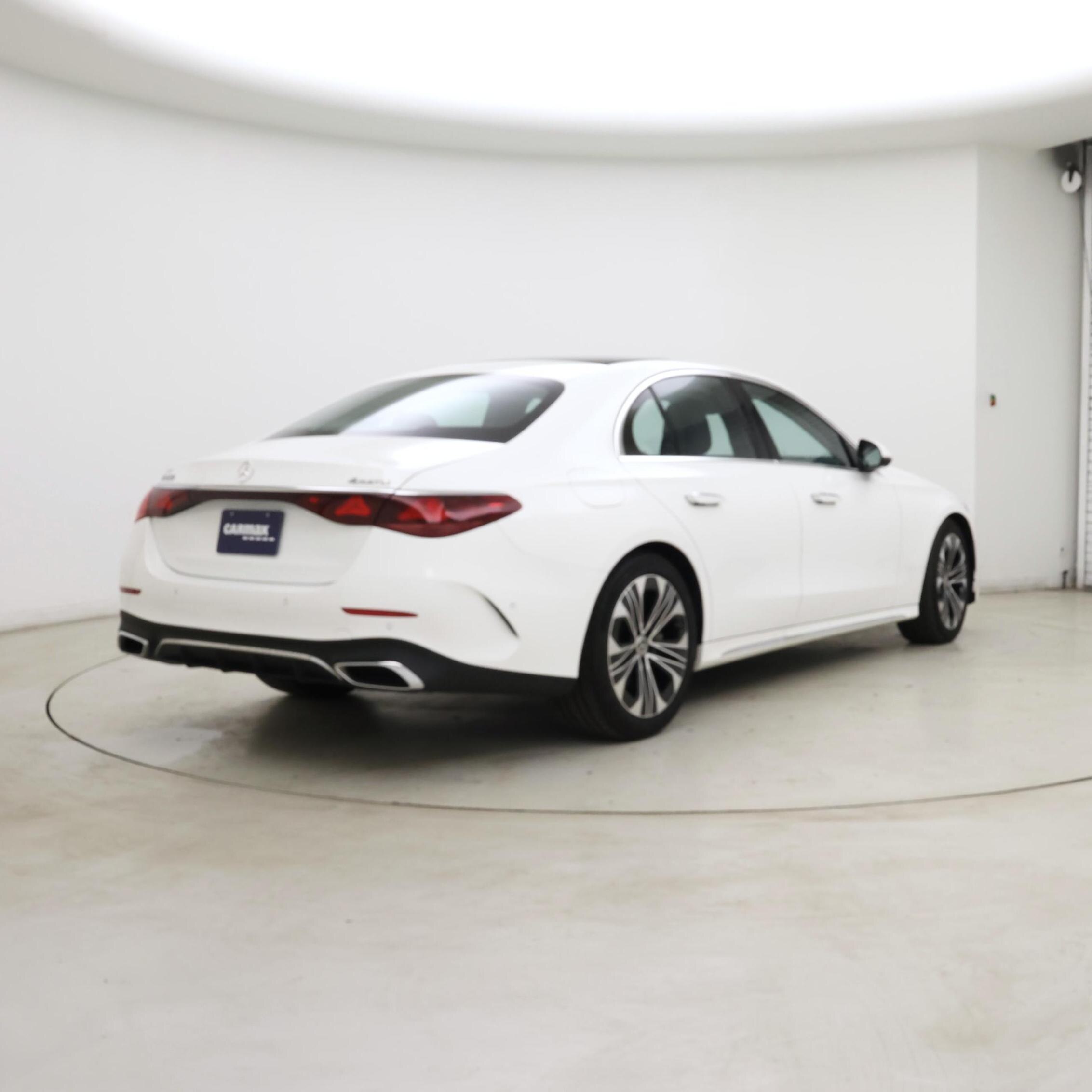 Thumbnail: 2024 Mercedes-Benz E-Class - 8