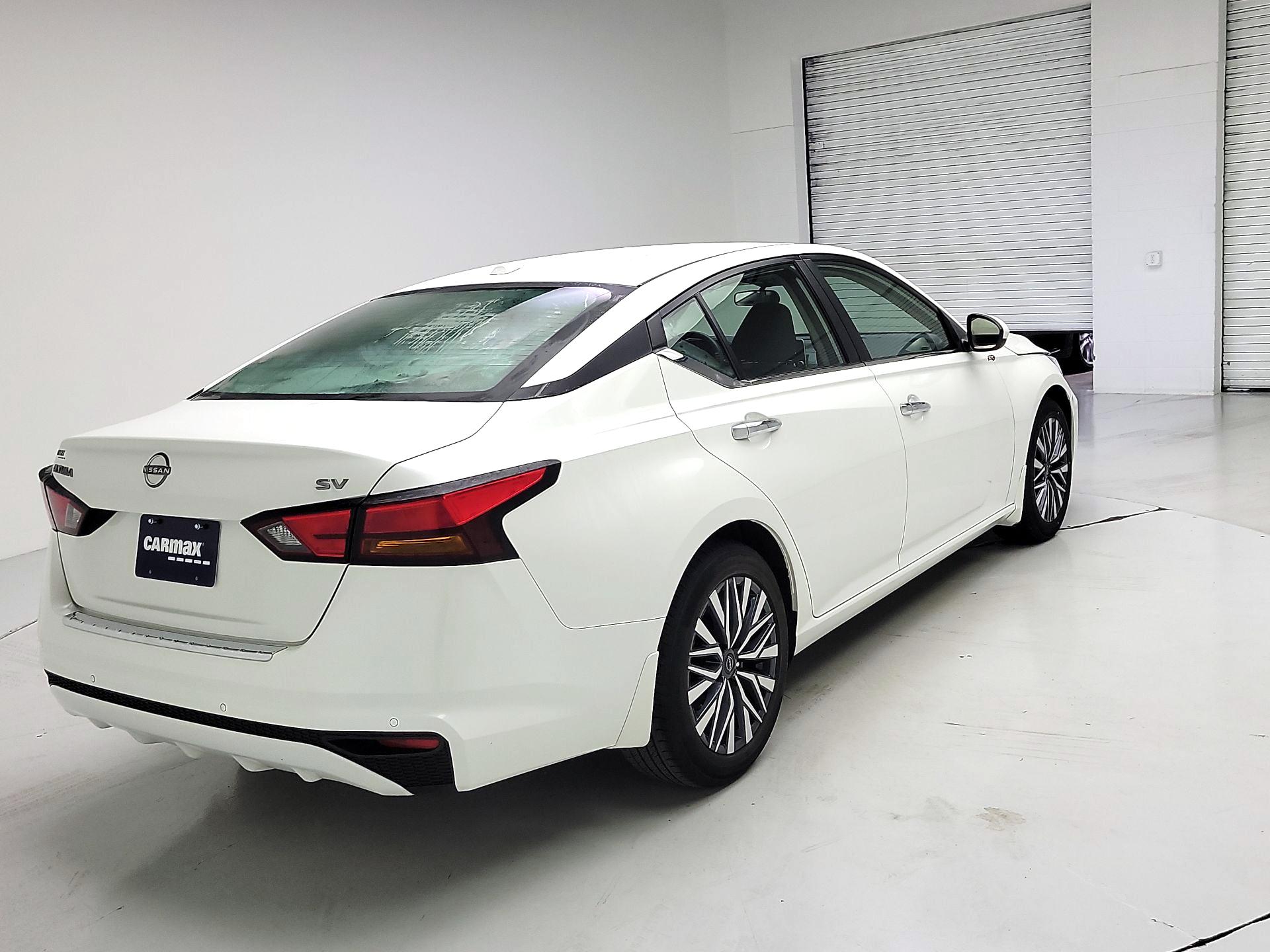 Thumbnail: 2023 Nissan Altima - 5