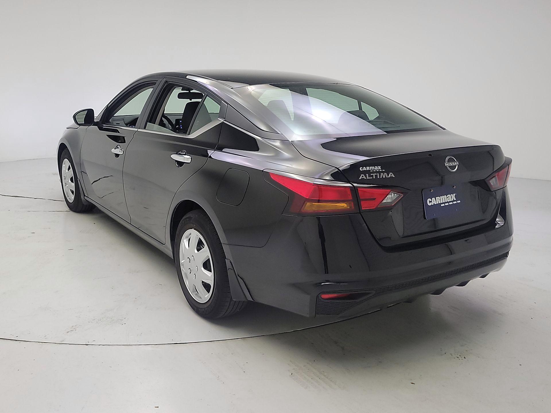 Thumbnail: 2023 Nissan Altima - 7