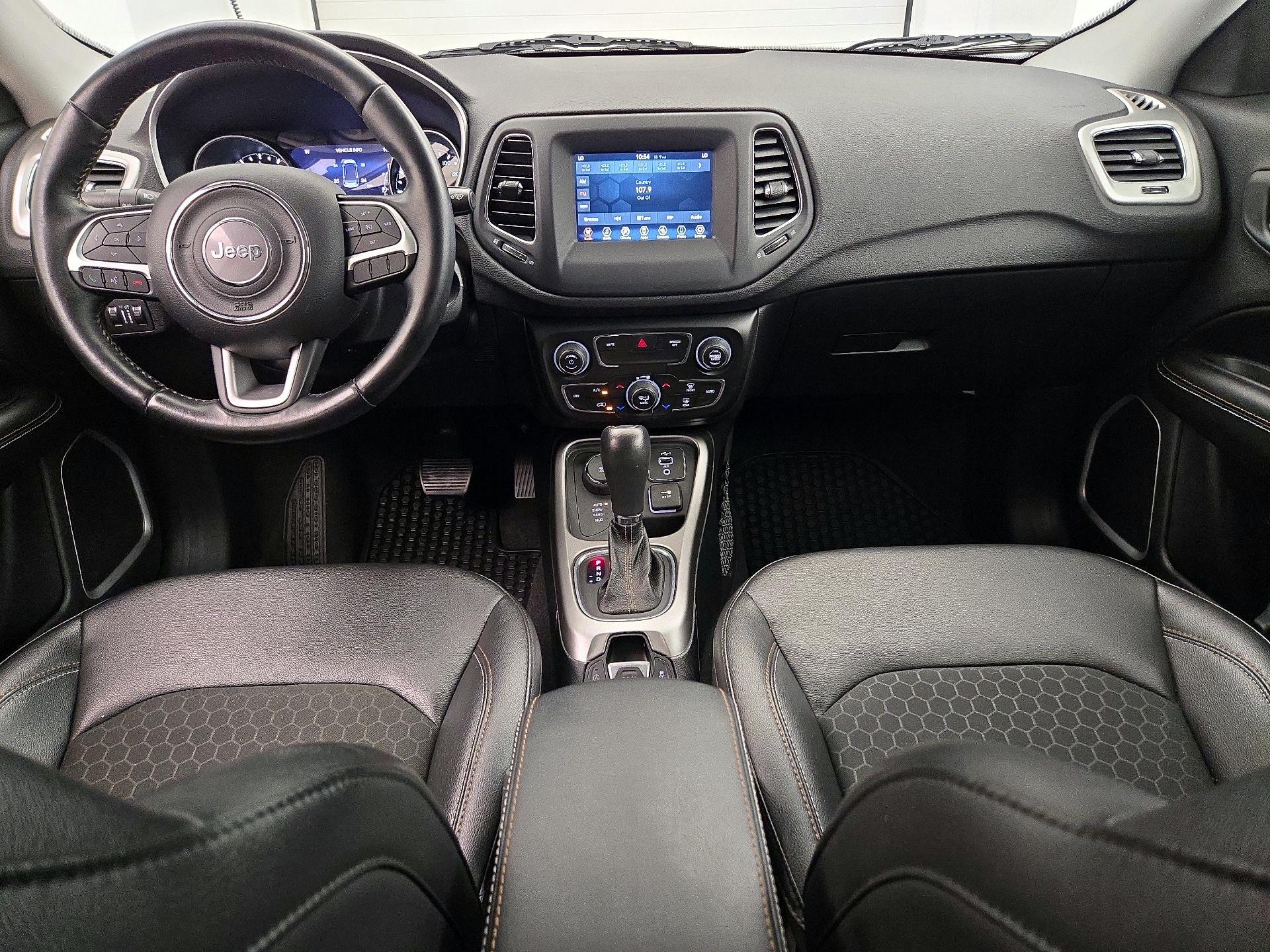 Thumbnail: 2021 Jeep Compass - 9