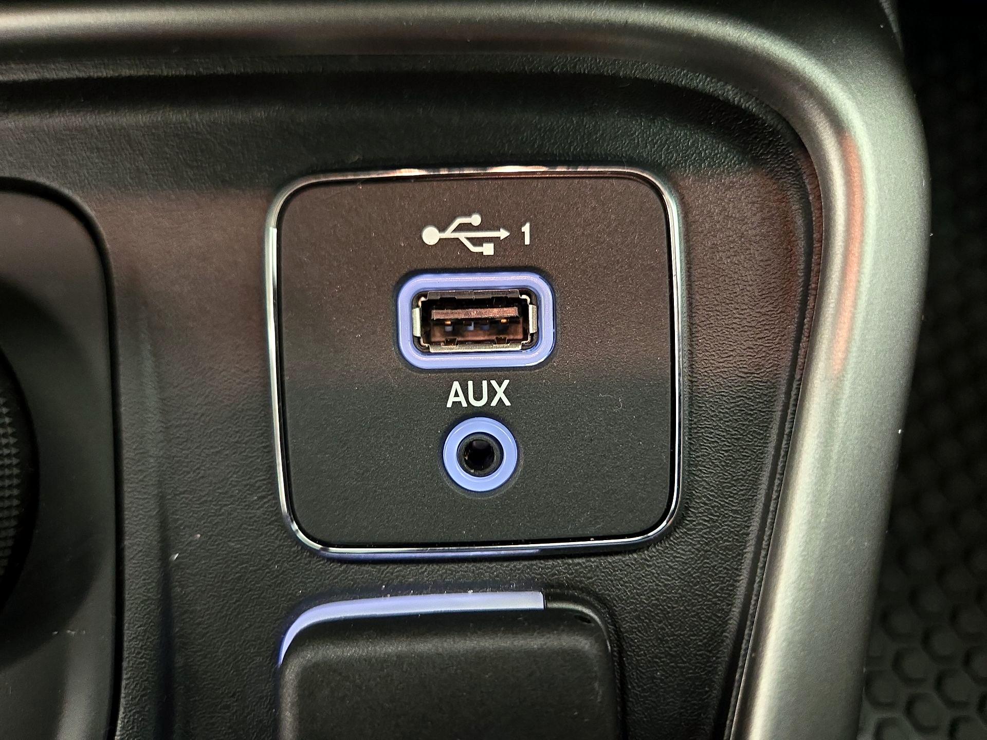 Thumbnail: 2021 Jeep Compass - 18