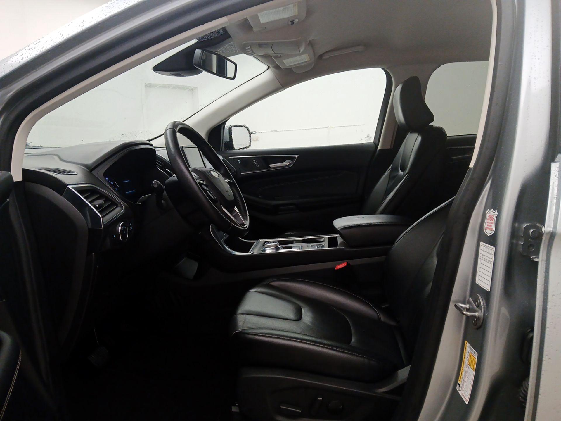 Thumbnail: 2022 Ford Edge - 11