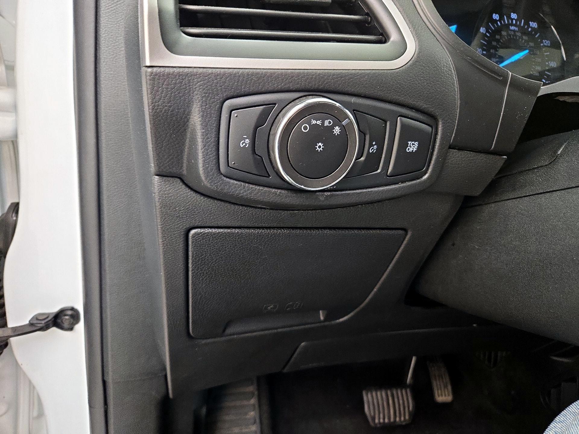 Thumbnail: 2023 Ford Edge - 13