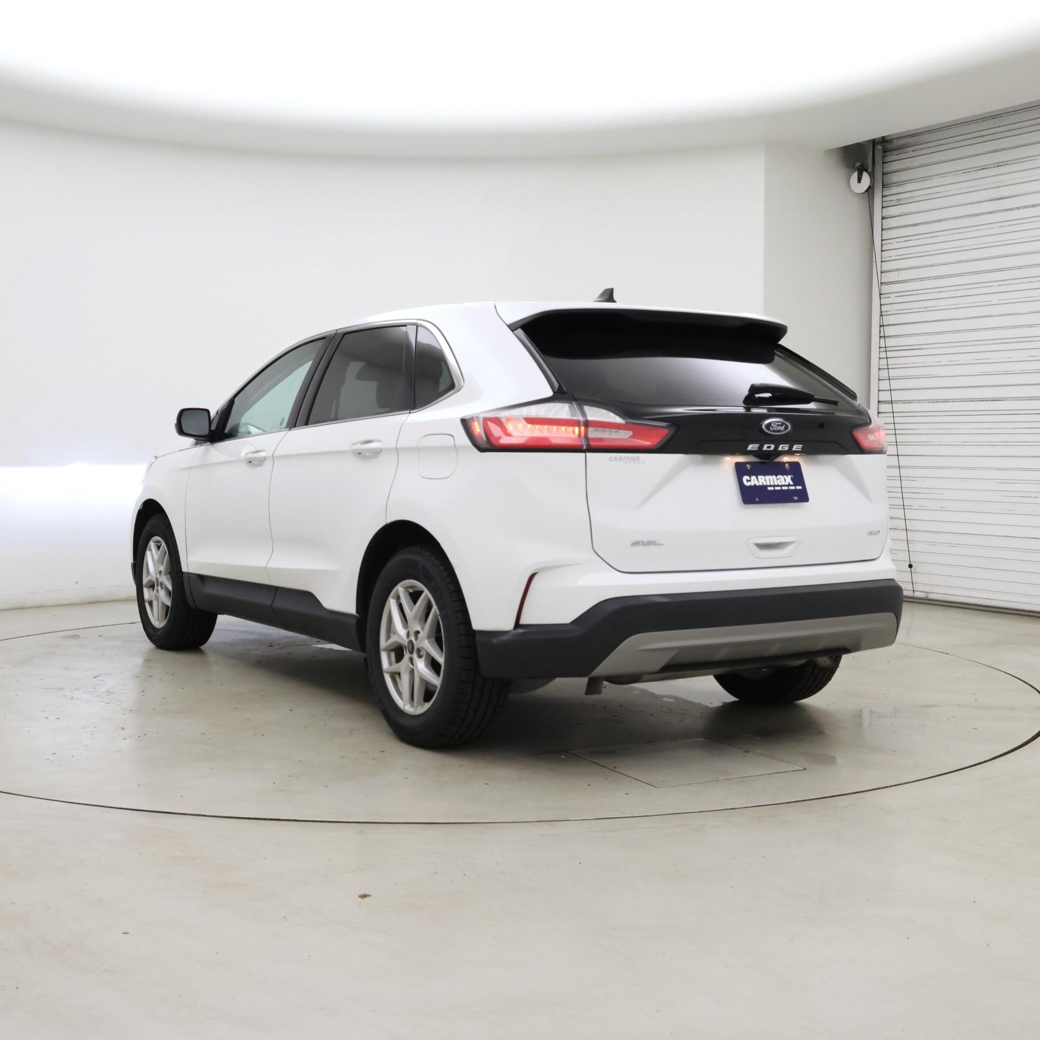 Thumbnail: 2023 Ford Edge - 2