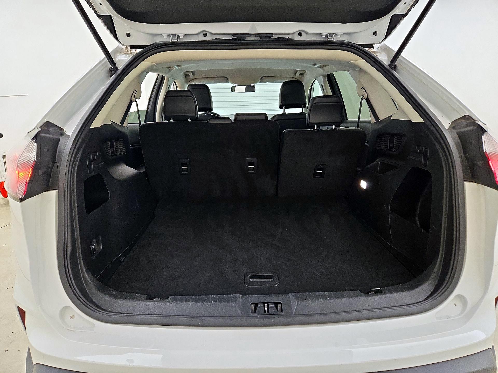 Thumbnail: 2023 Ford Edge - 20