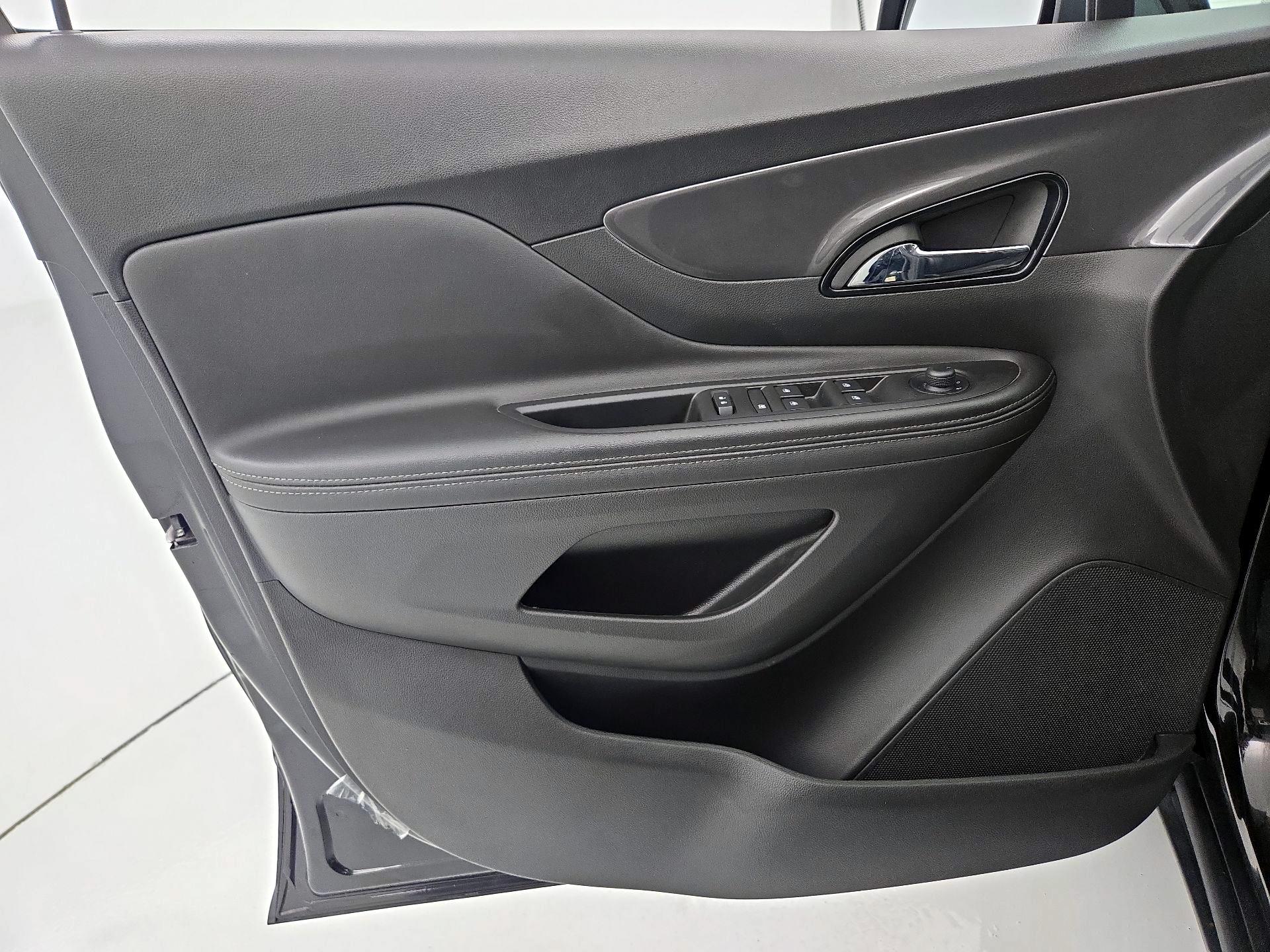 Thumbnail: 2022 Buick Encore - 12