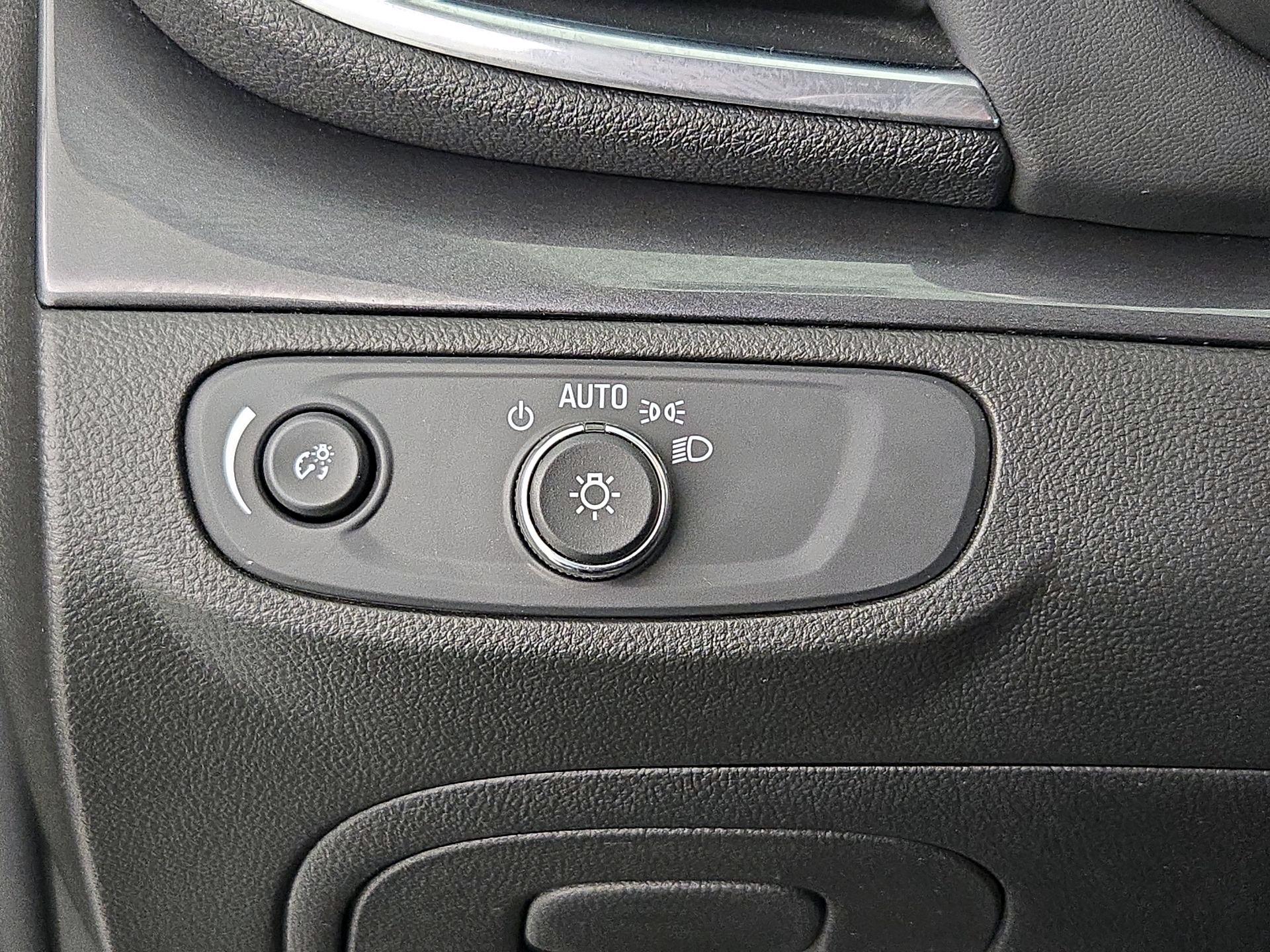 Thumbnail: 2022 Buick Encore - 13